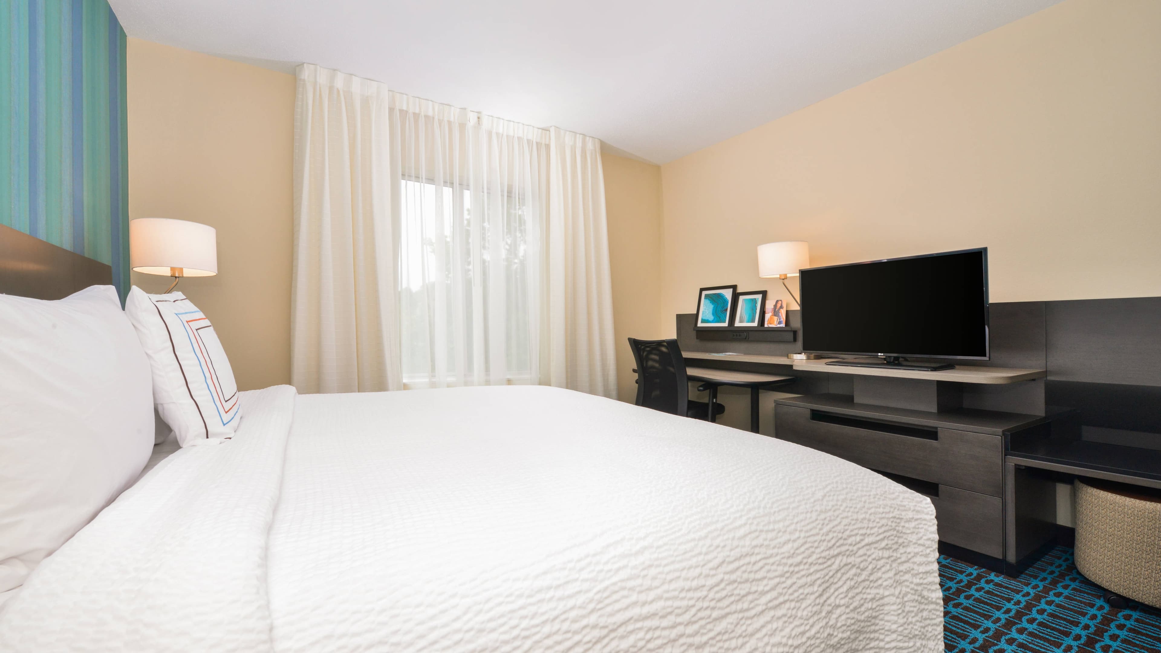 Fairfield Inn & Suites Raleigh Cary - Image 4
