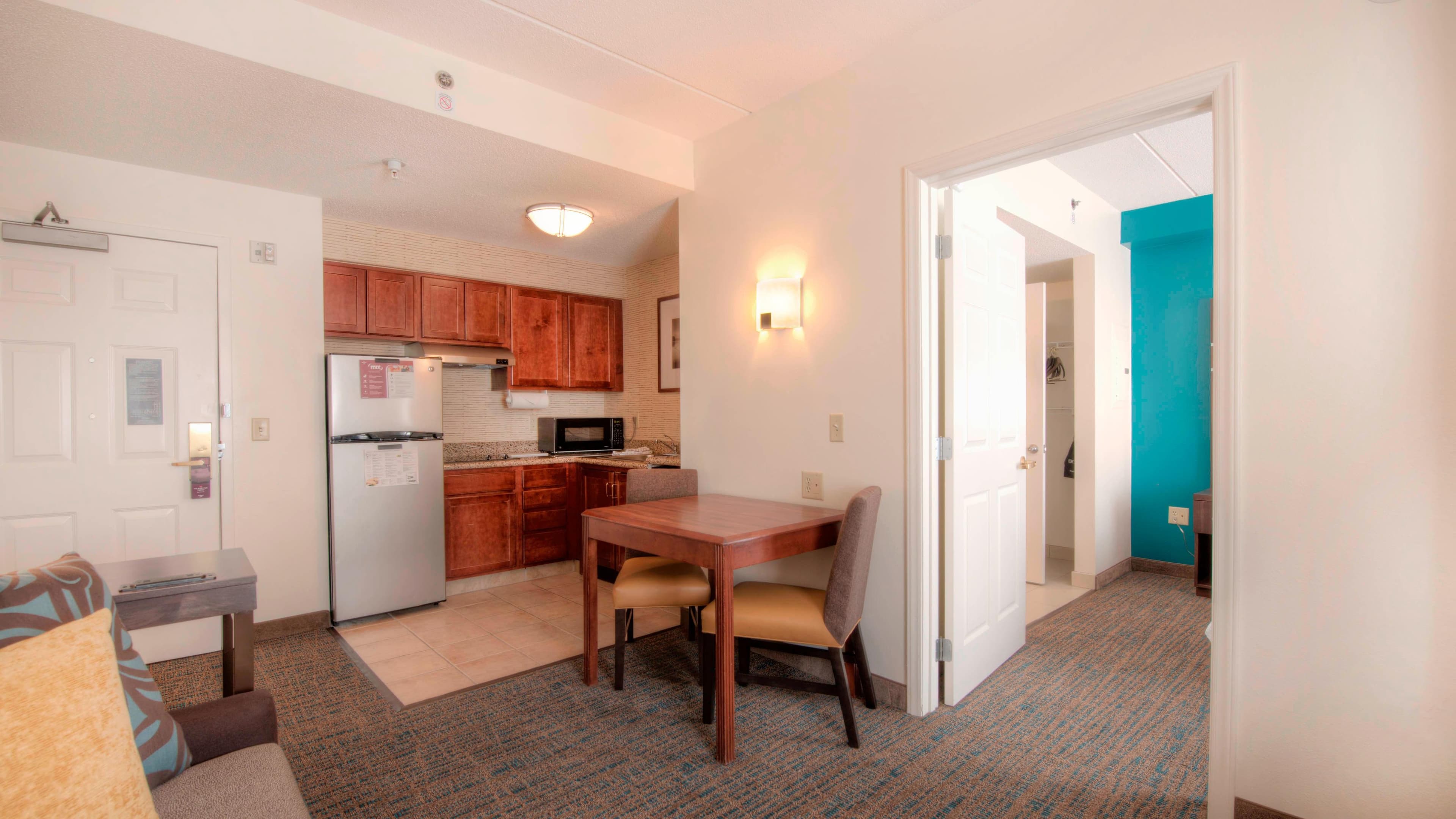 1 Bedroom Suite - Image 7