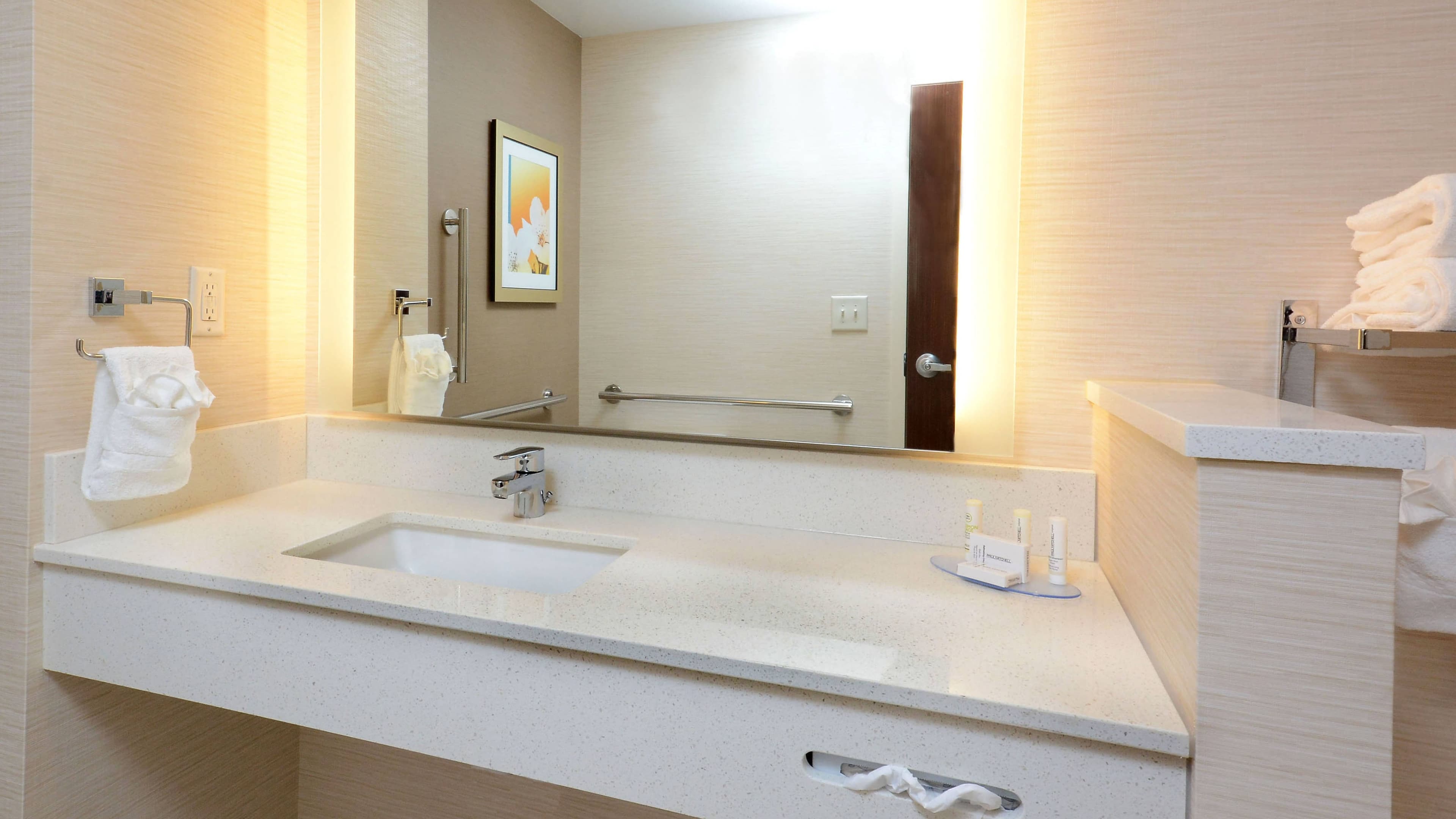 Fairfield Inn & Suites Raleigh Capital Blvd./I-540 — 20