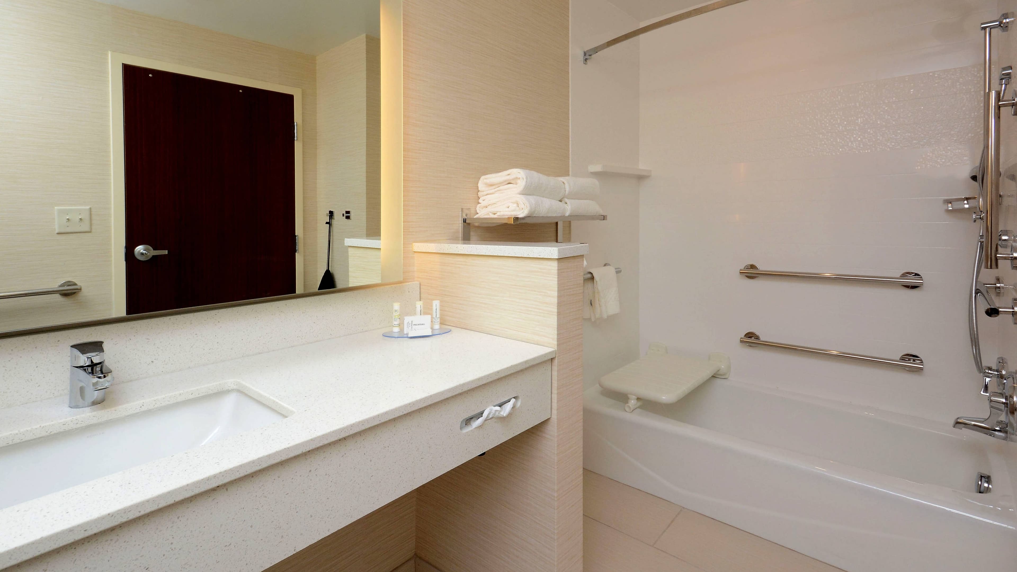 Fairfield Inn & Suites Raleigh Capital Blvd./I-540 — 21