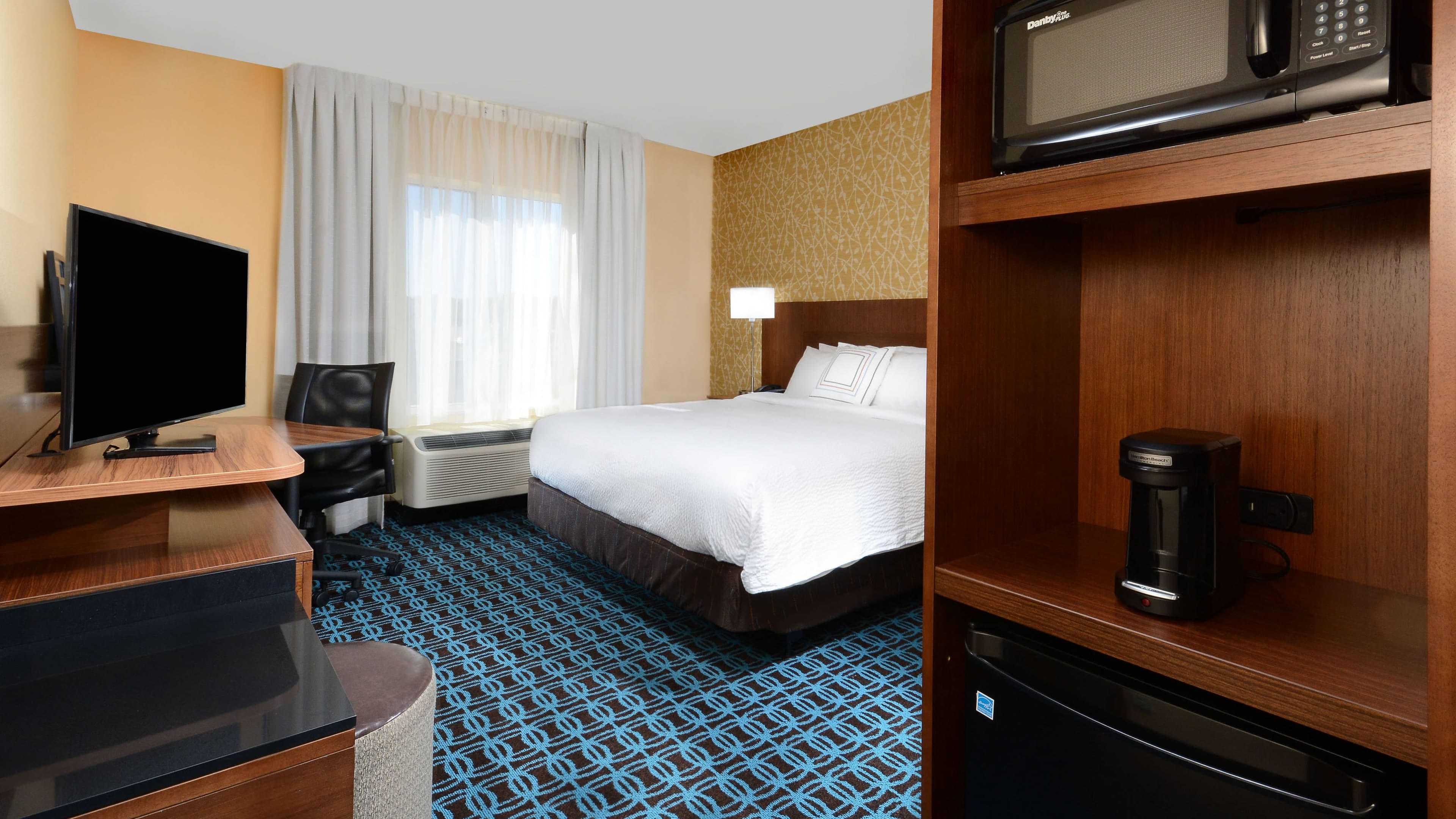 Fairfield Inn & Suites Raleigh Capital Blvd./I-540 - Image 3