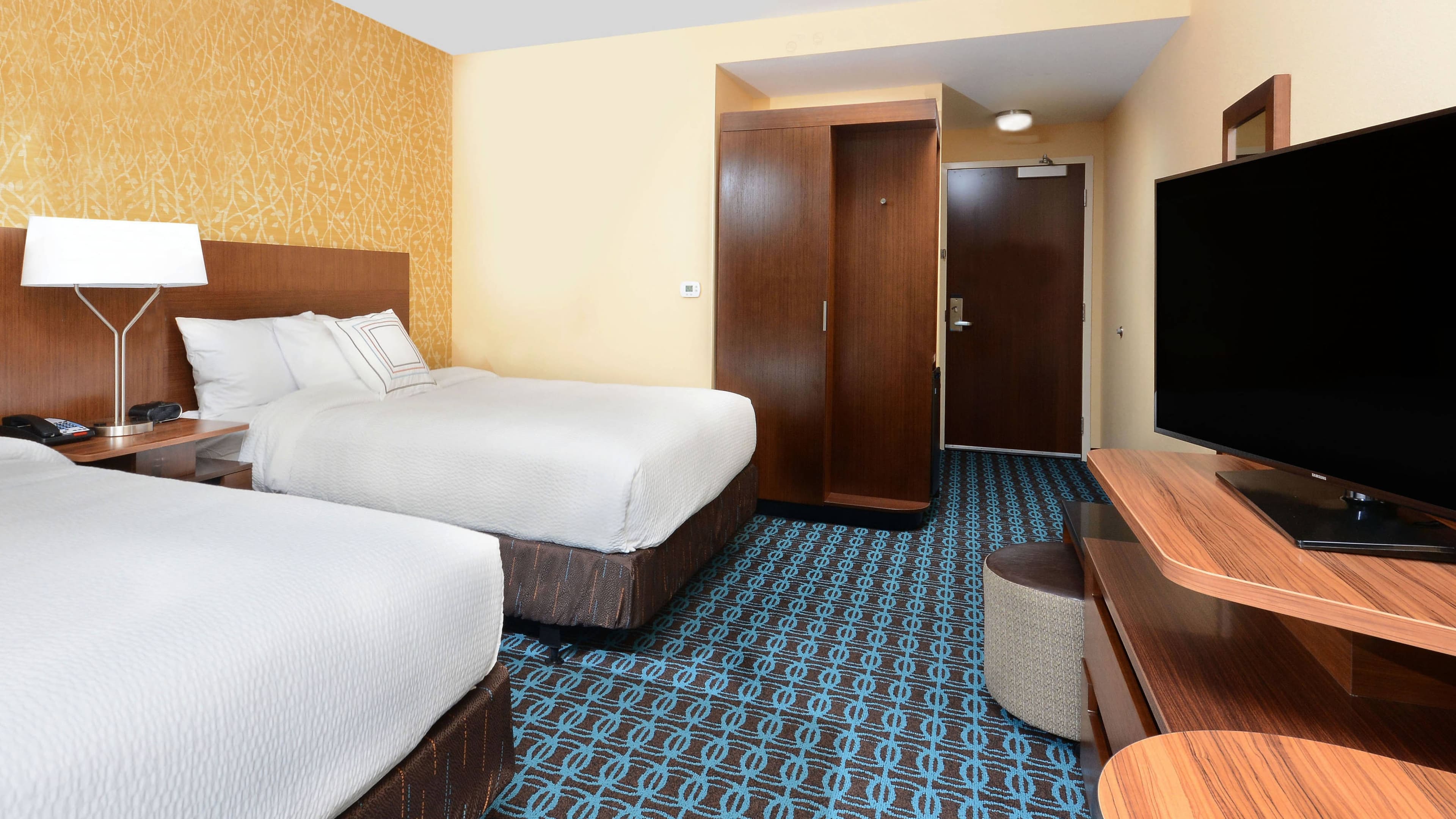 Fairfield Inn & Suites Raleigh Capital Blvd./I-540 — 12