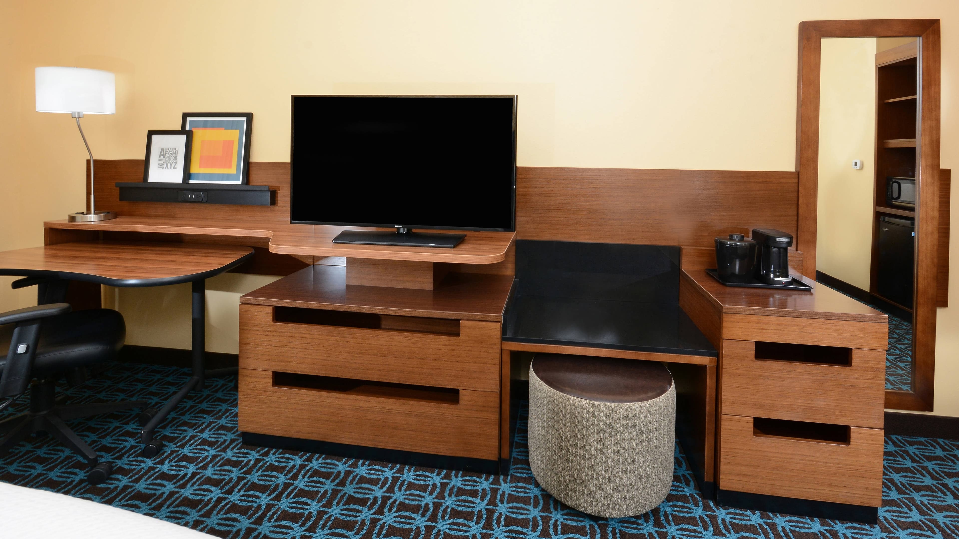 Fairfield Inn & Suites Raleigh Capital Blvd./I-540 — 17