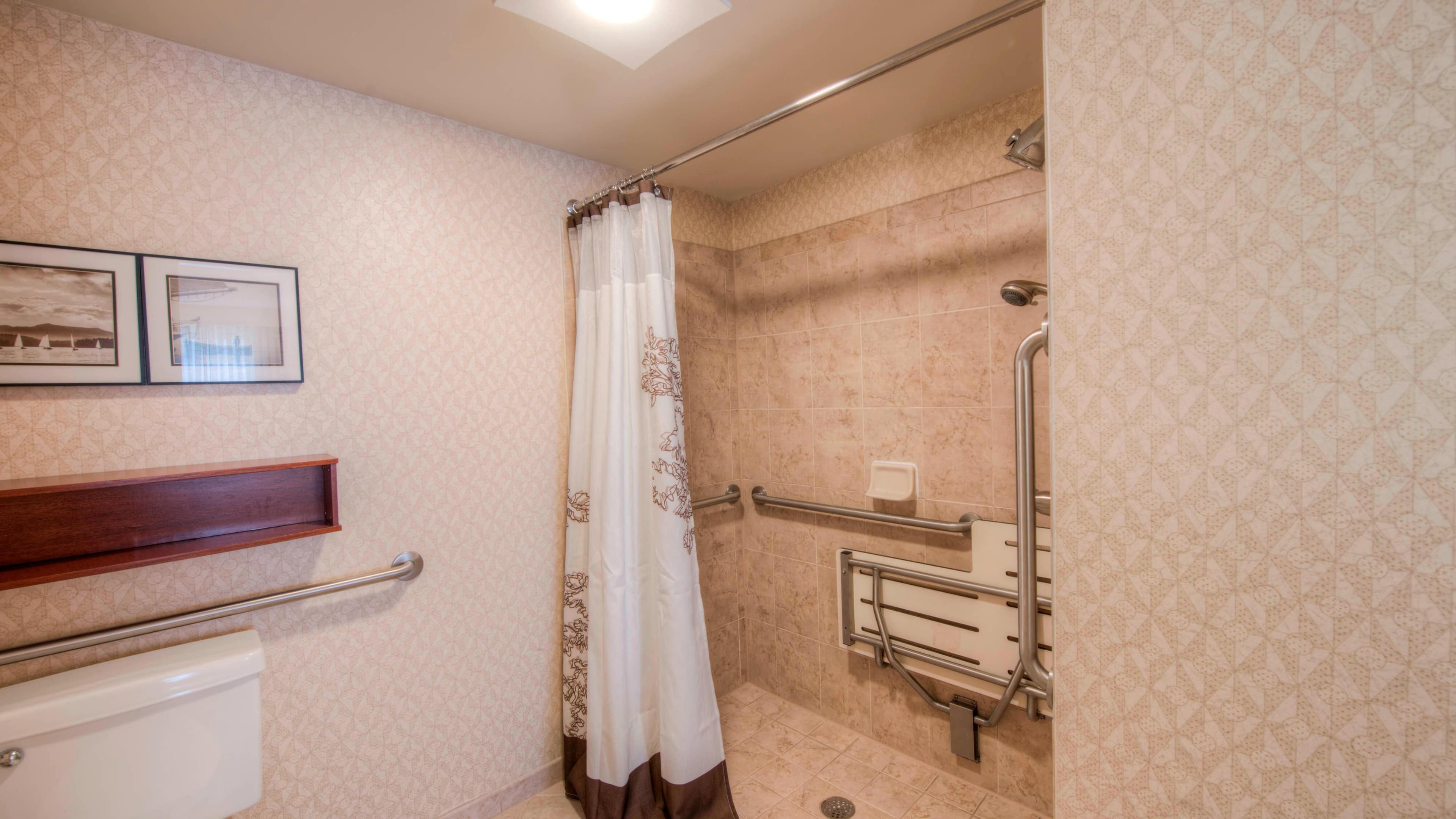 Holiday Inn Express Holly Springs - Raleigh Area — 45