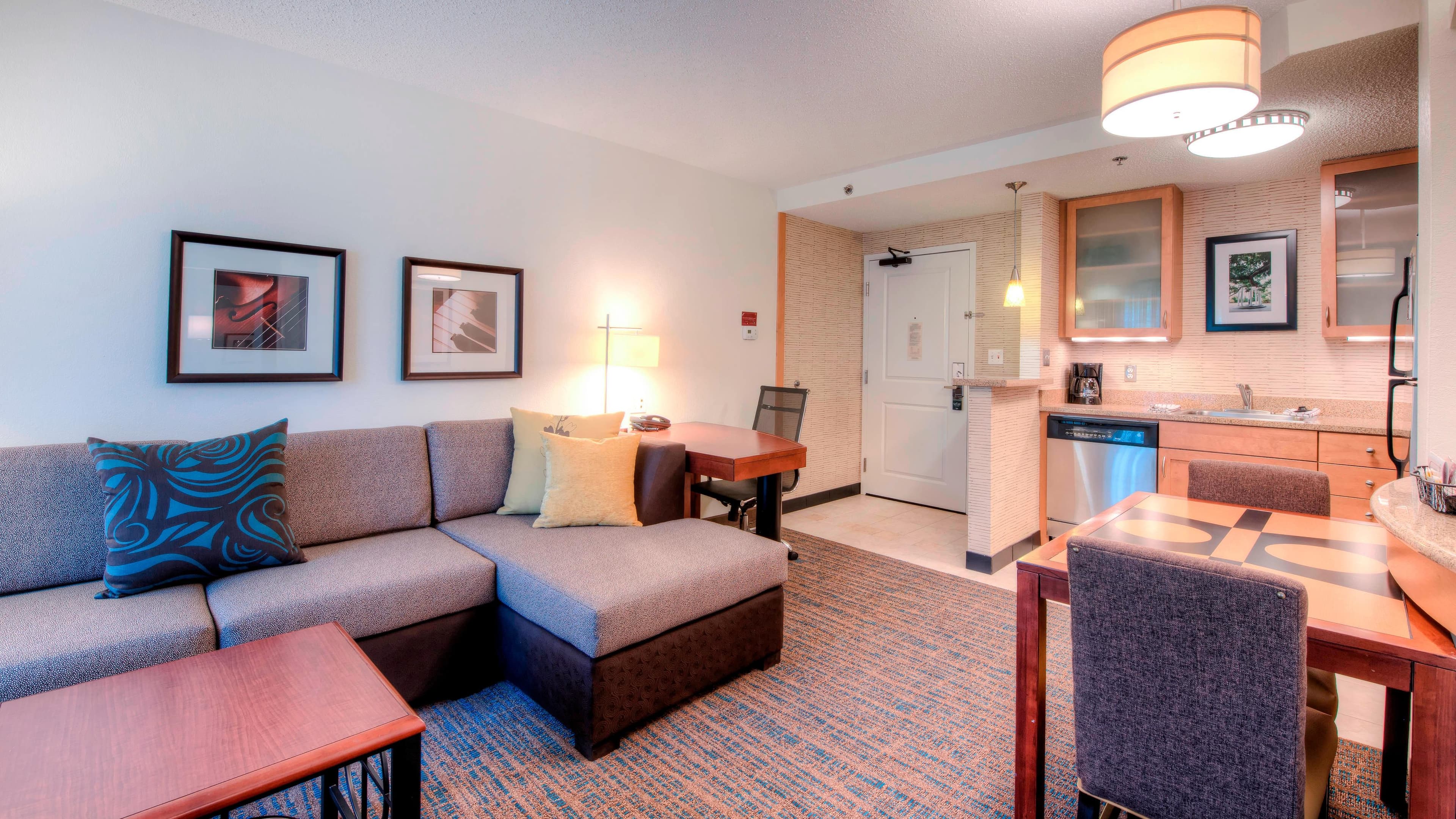 Holiday Inn Express Holly Springs - Raleigh Area — 39