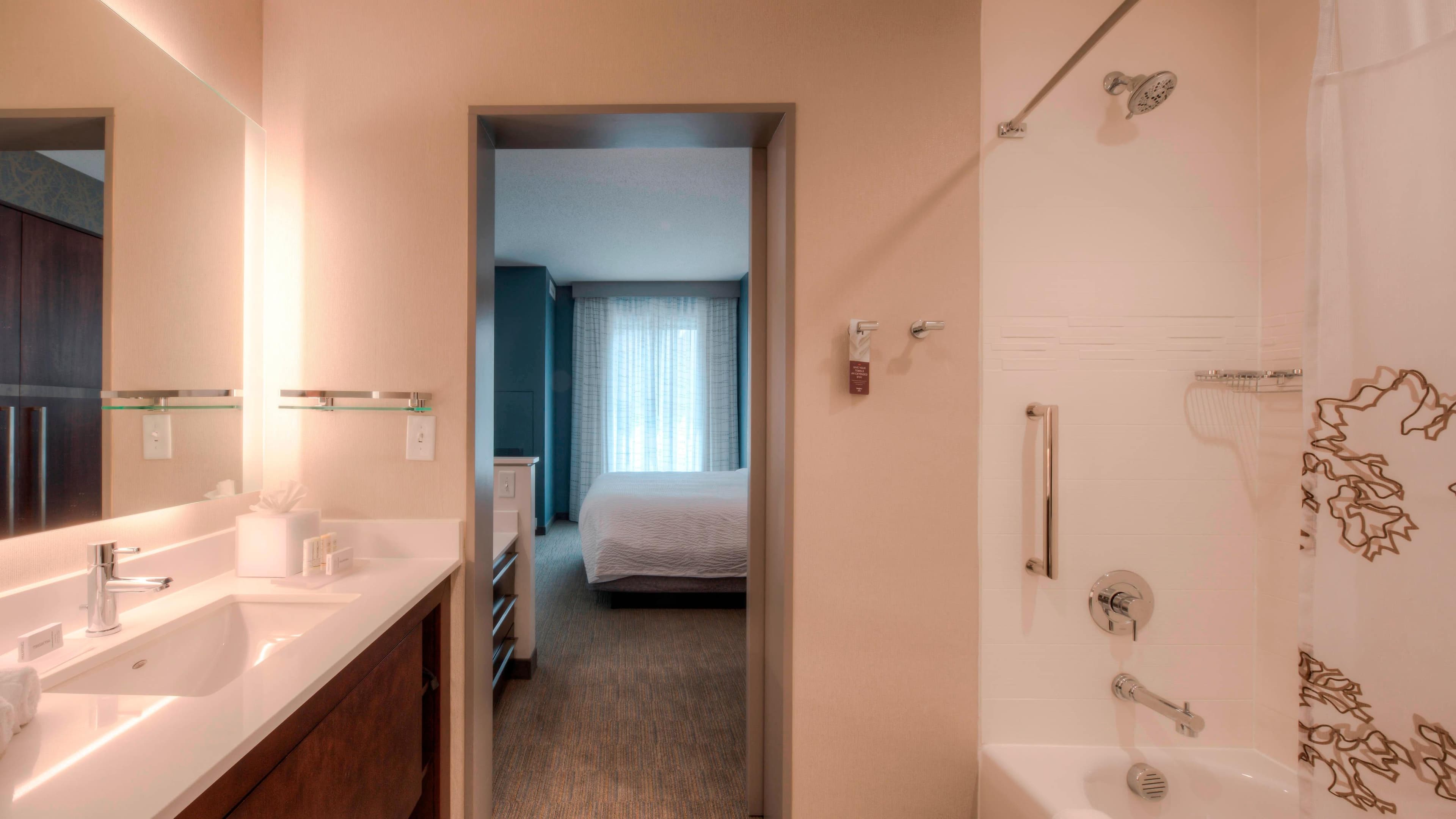Kitchenette - Image 5