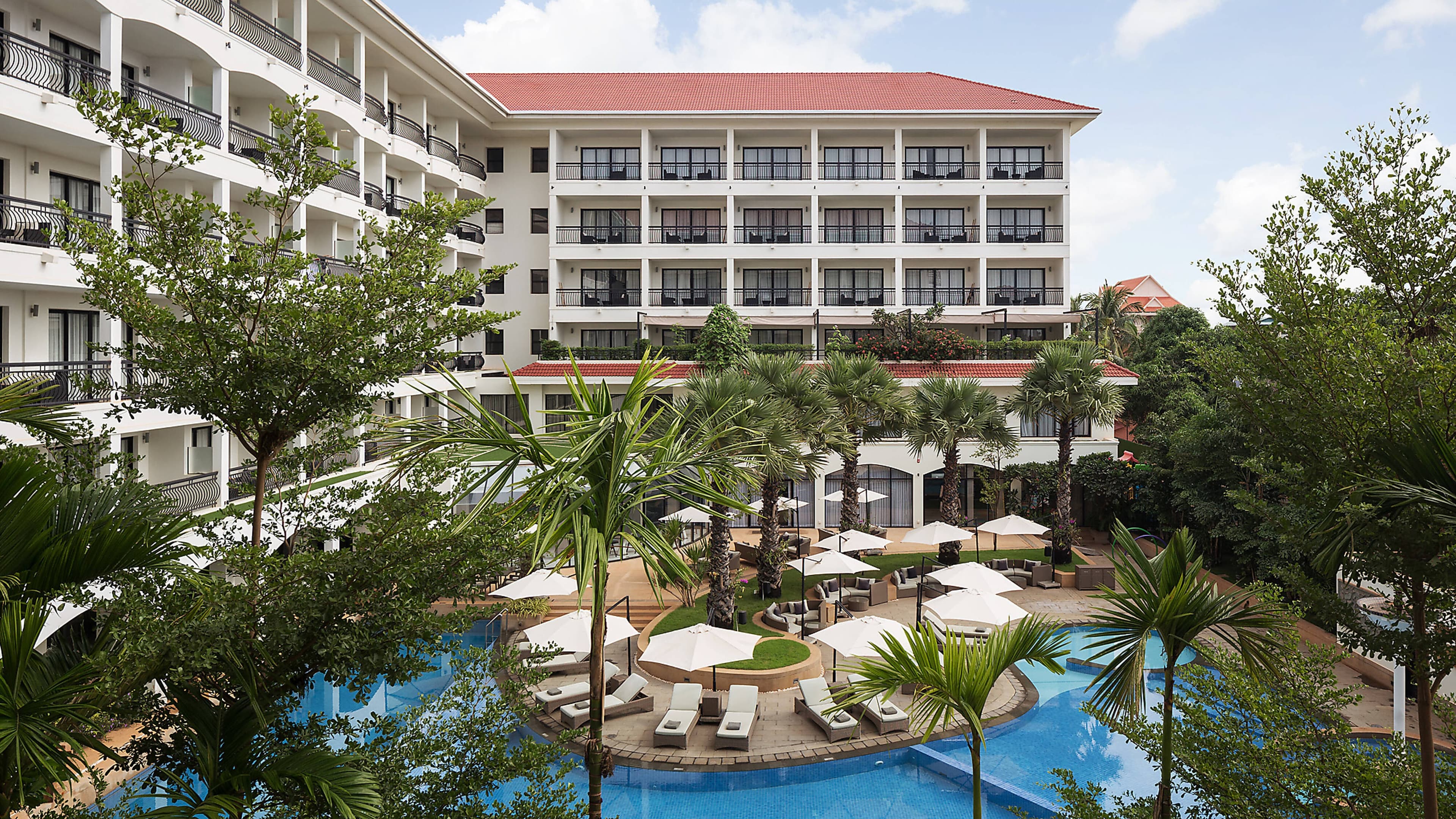 Courtyard Siem Reap Resort — 11