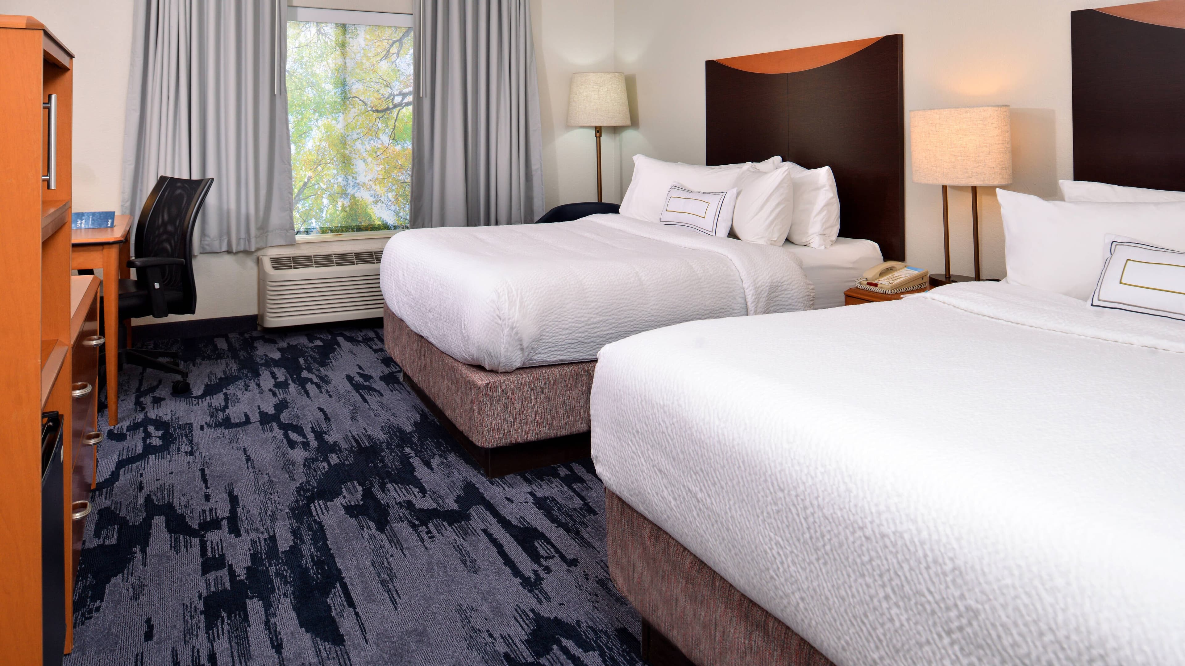 Fairfield Inn & Suites Beloit — 8