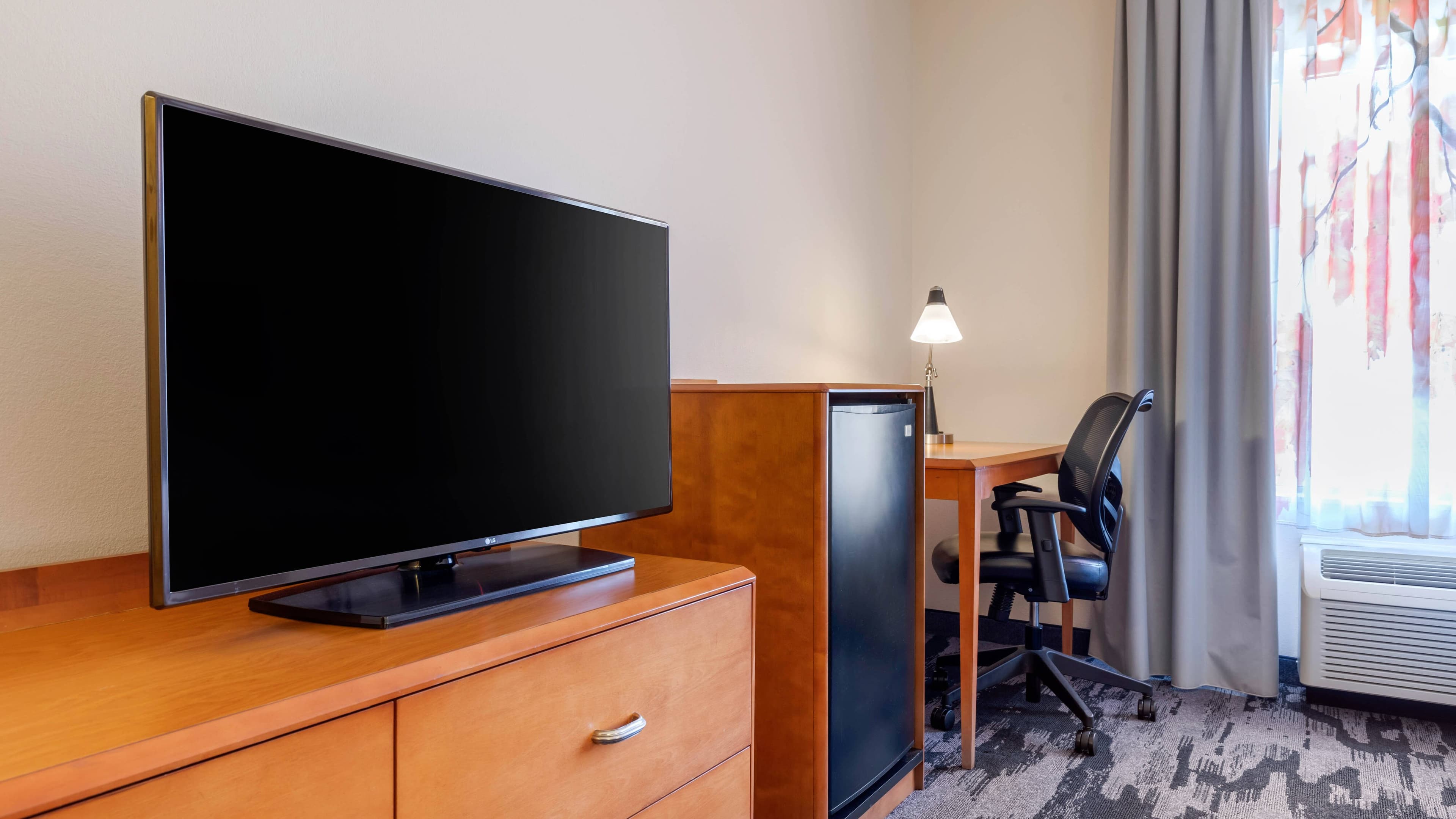 Fairfield Inn & Suites Rockford - Image 3