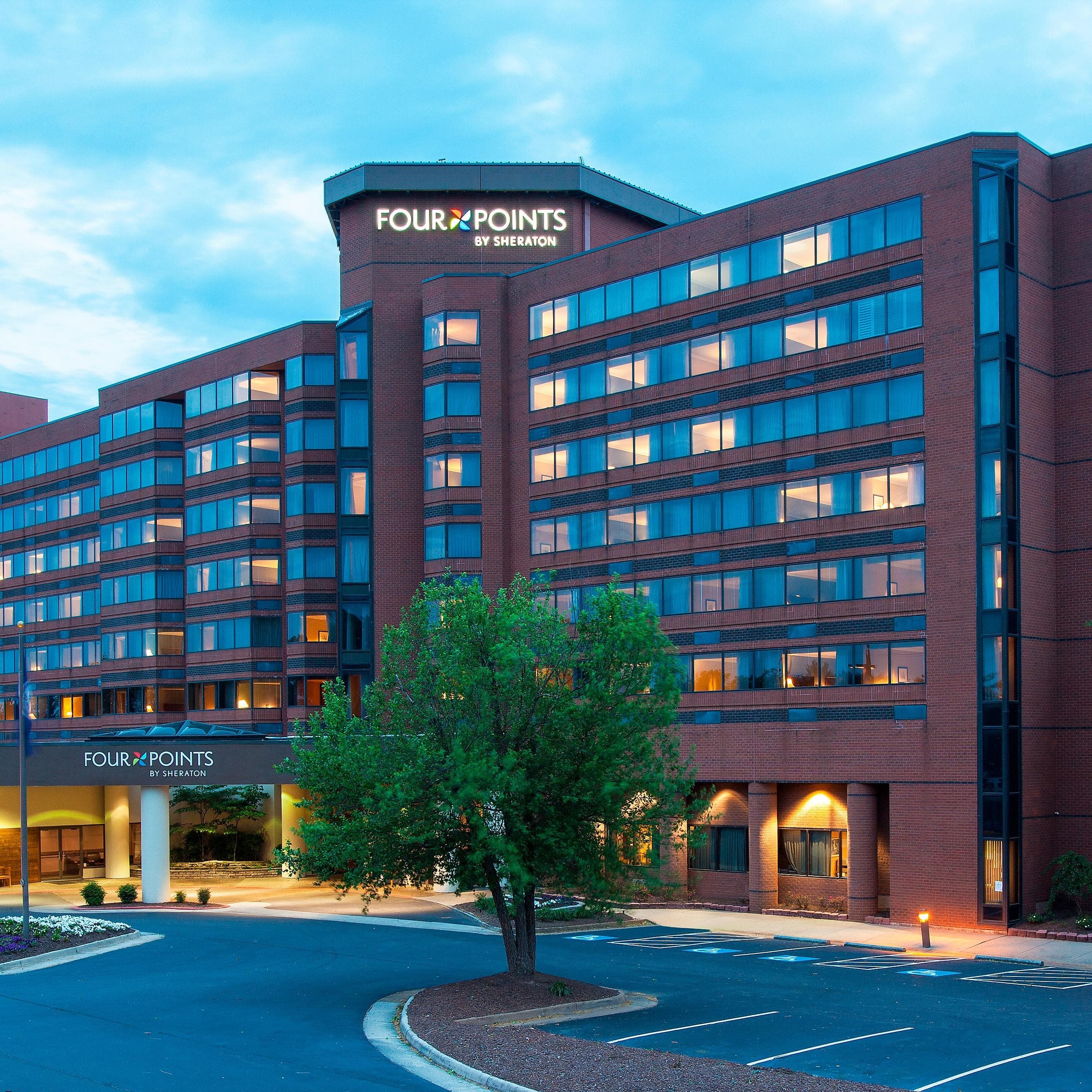 Four Points by Sheraton Richmond - Image 1