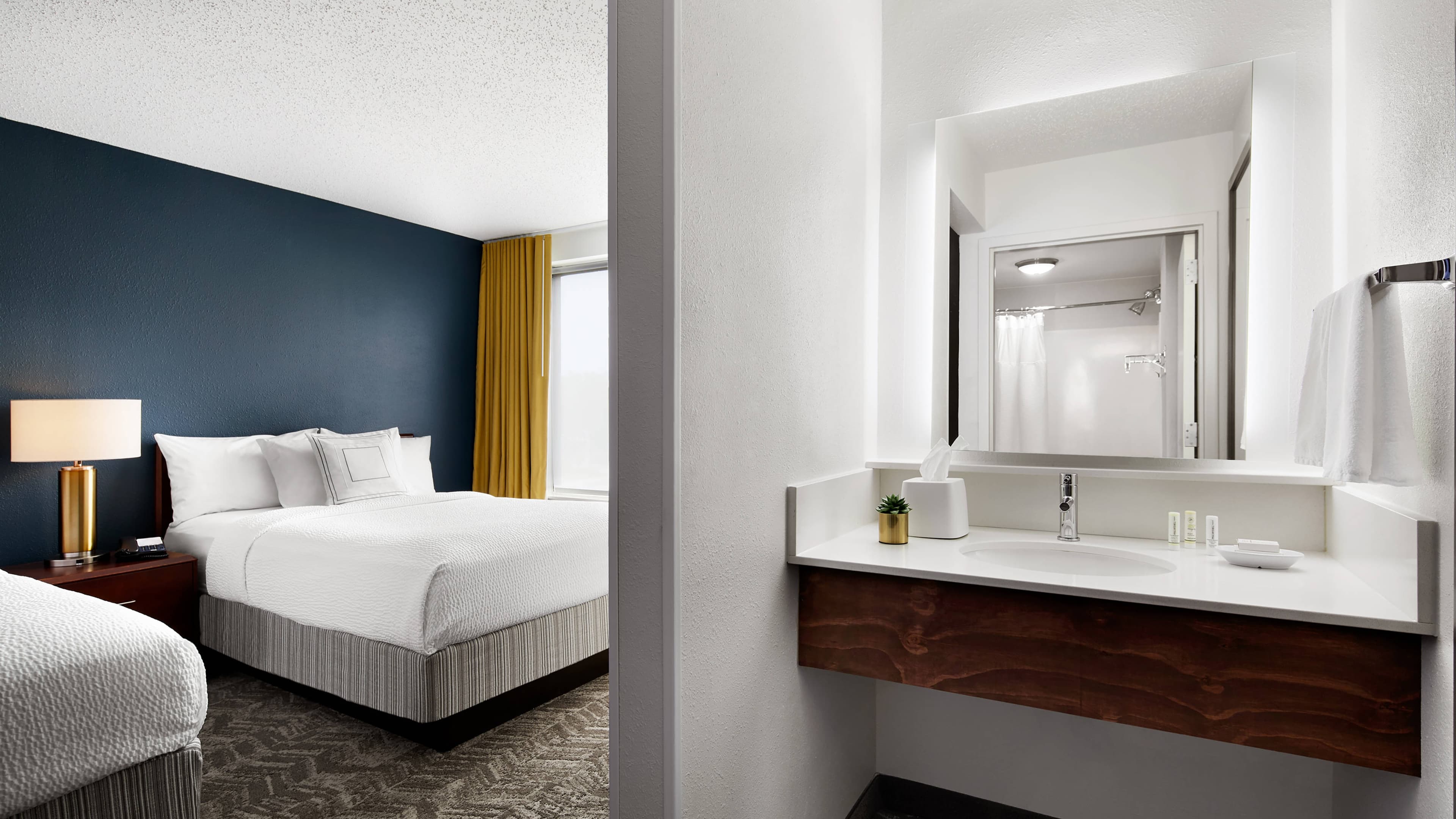 Holiday Inn Express & Suites South Hill — 6