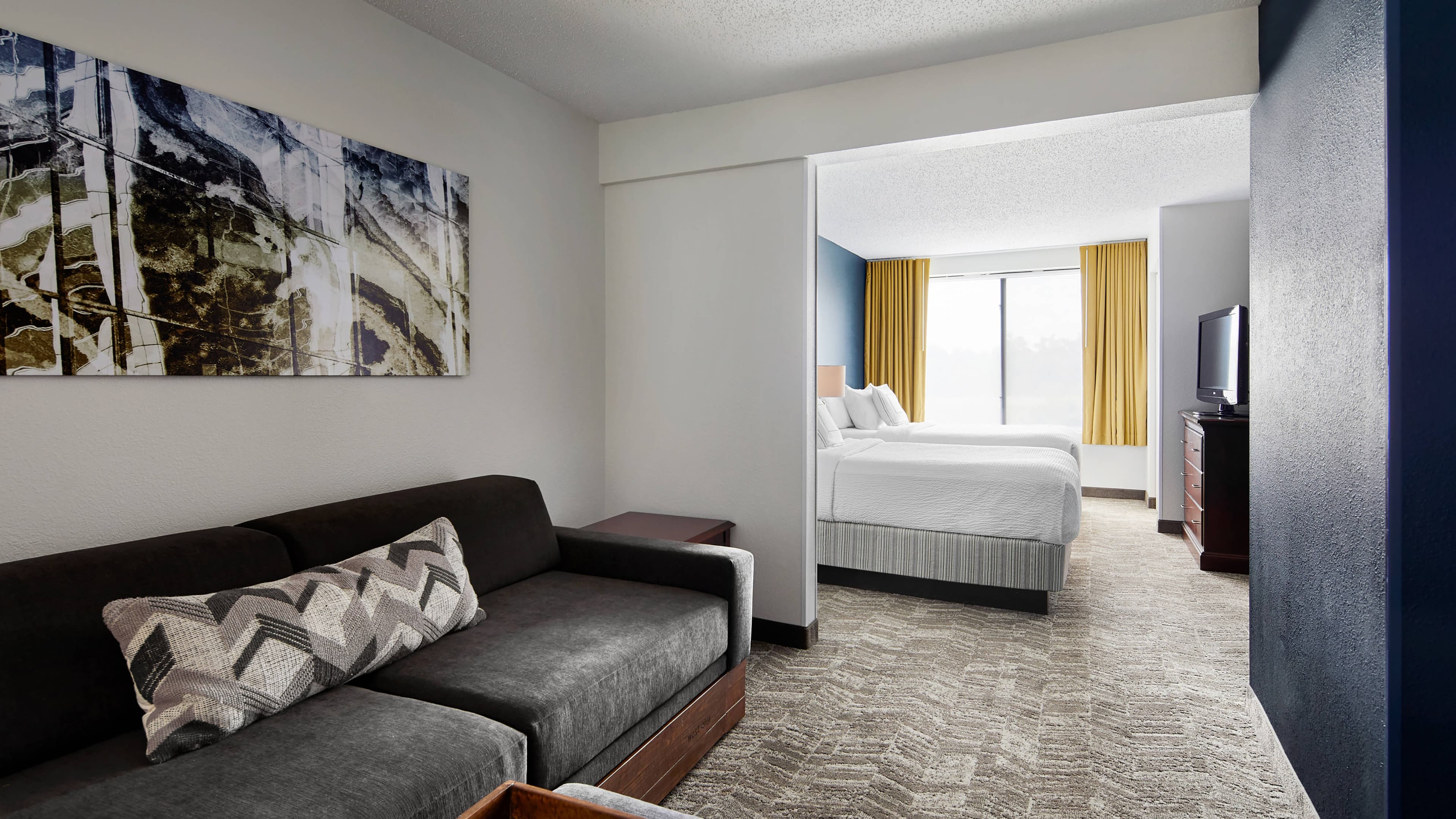 Holiday Inn Express & Suites South Hill - Image 3