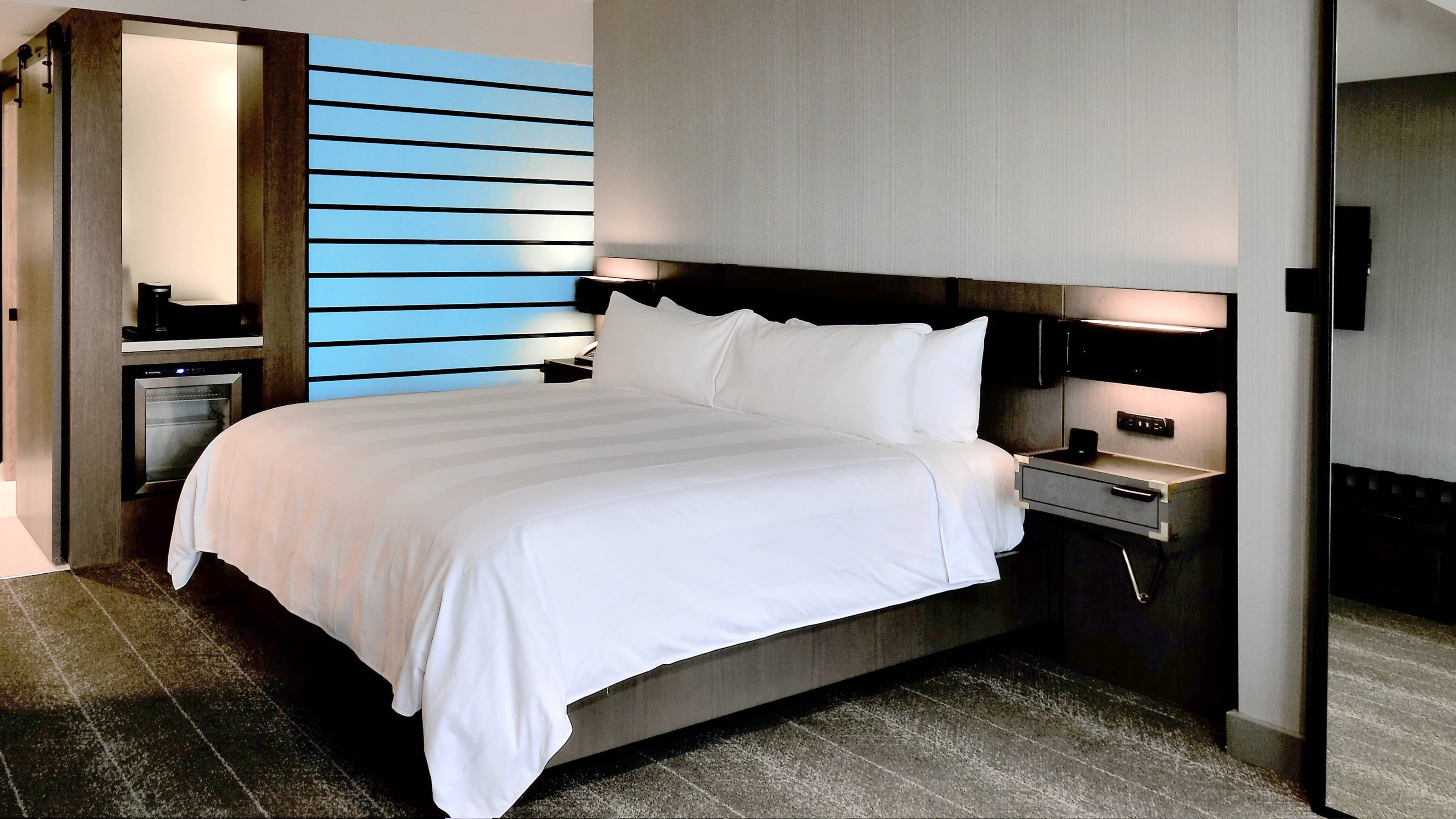 Renaissance Reno Downtown Hotel & Spa — 9