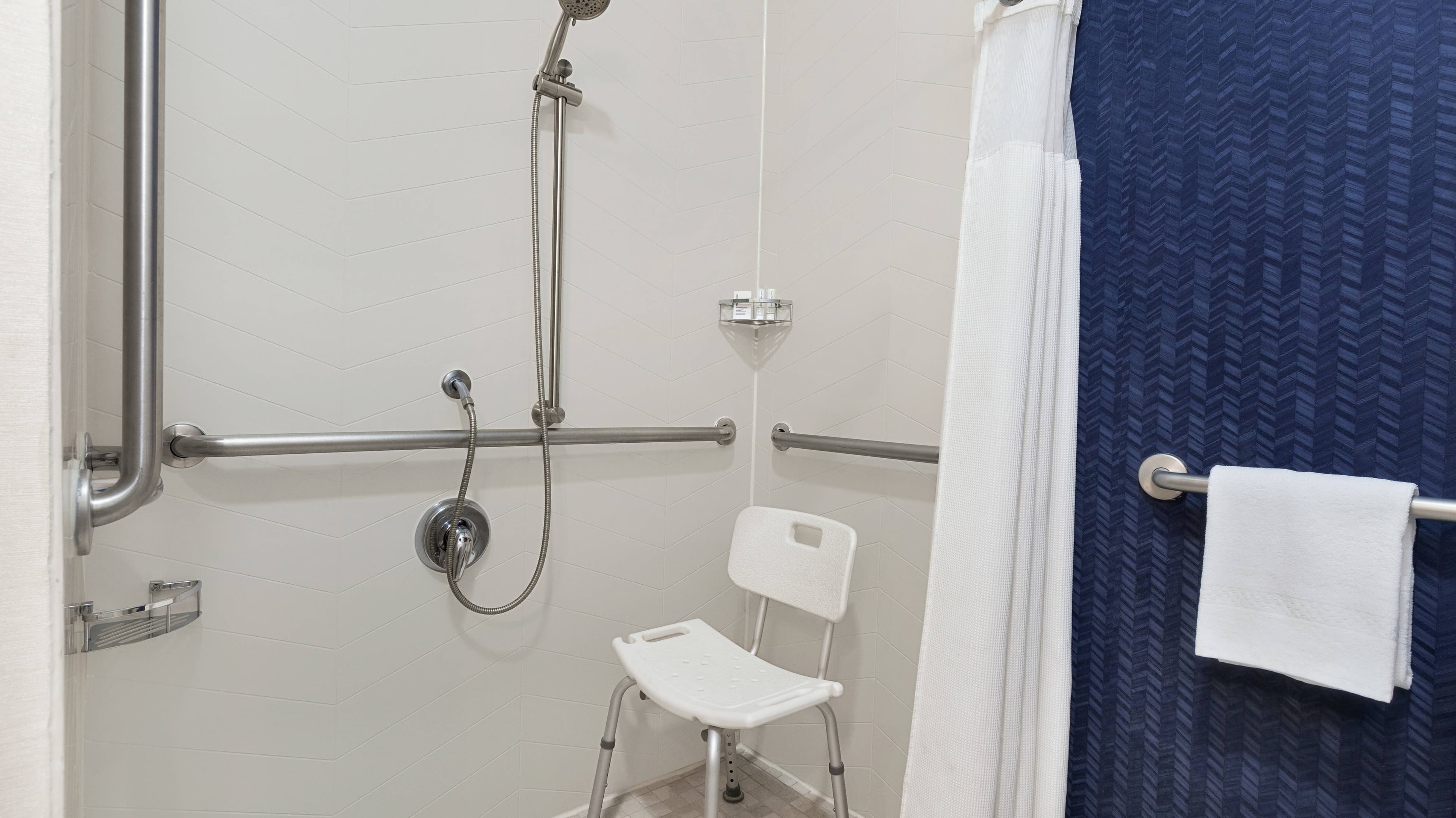 Fairfield Inn & Suites Reno Sparks — 7