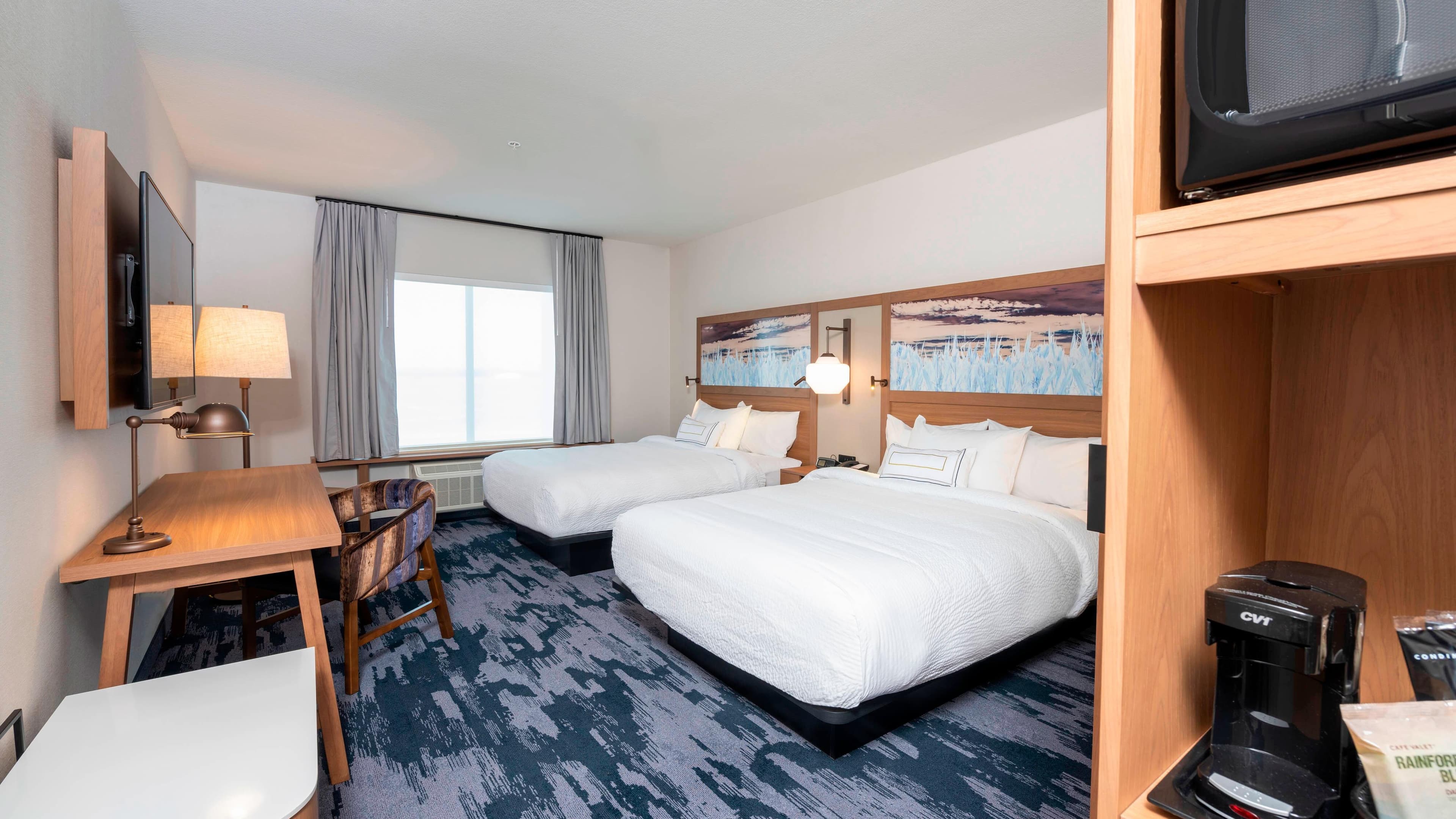 Double Queen Guest Room - Image 1