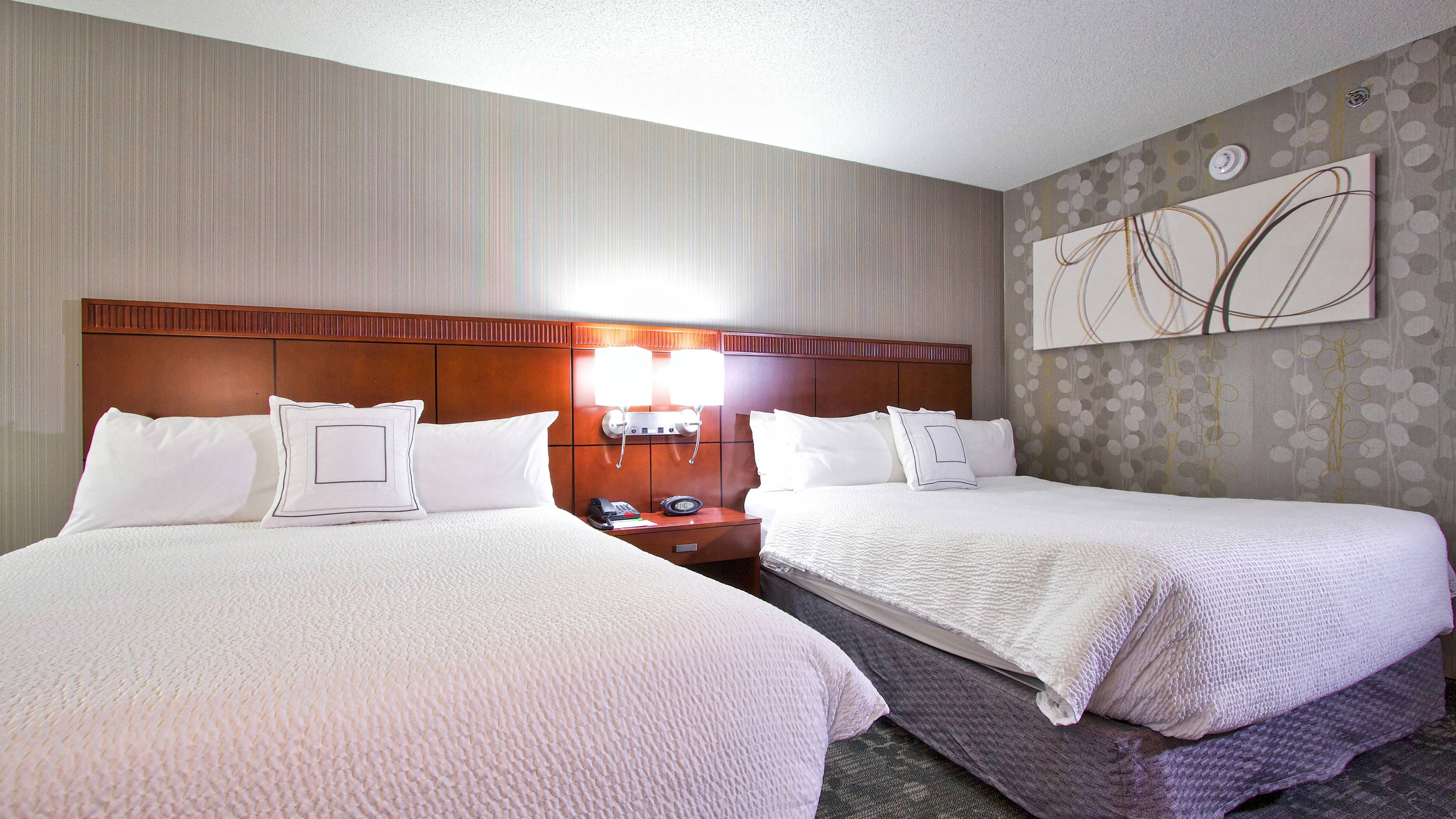 Courtyard Blacksburg - Image 5