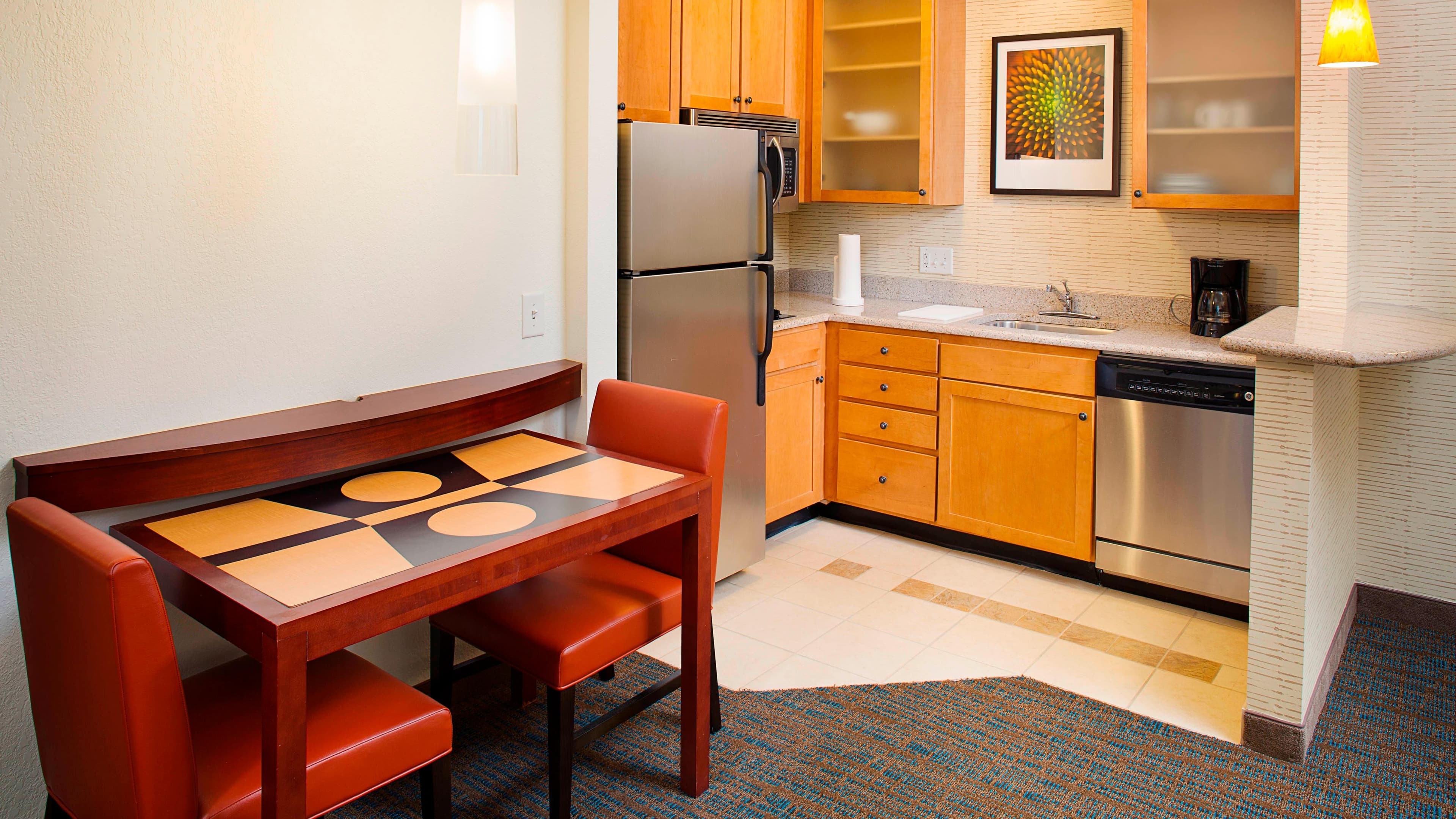 Residence Inn Roanoke Airport - Image 3