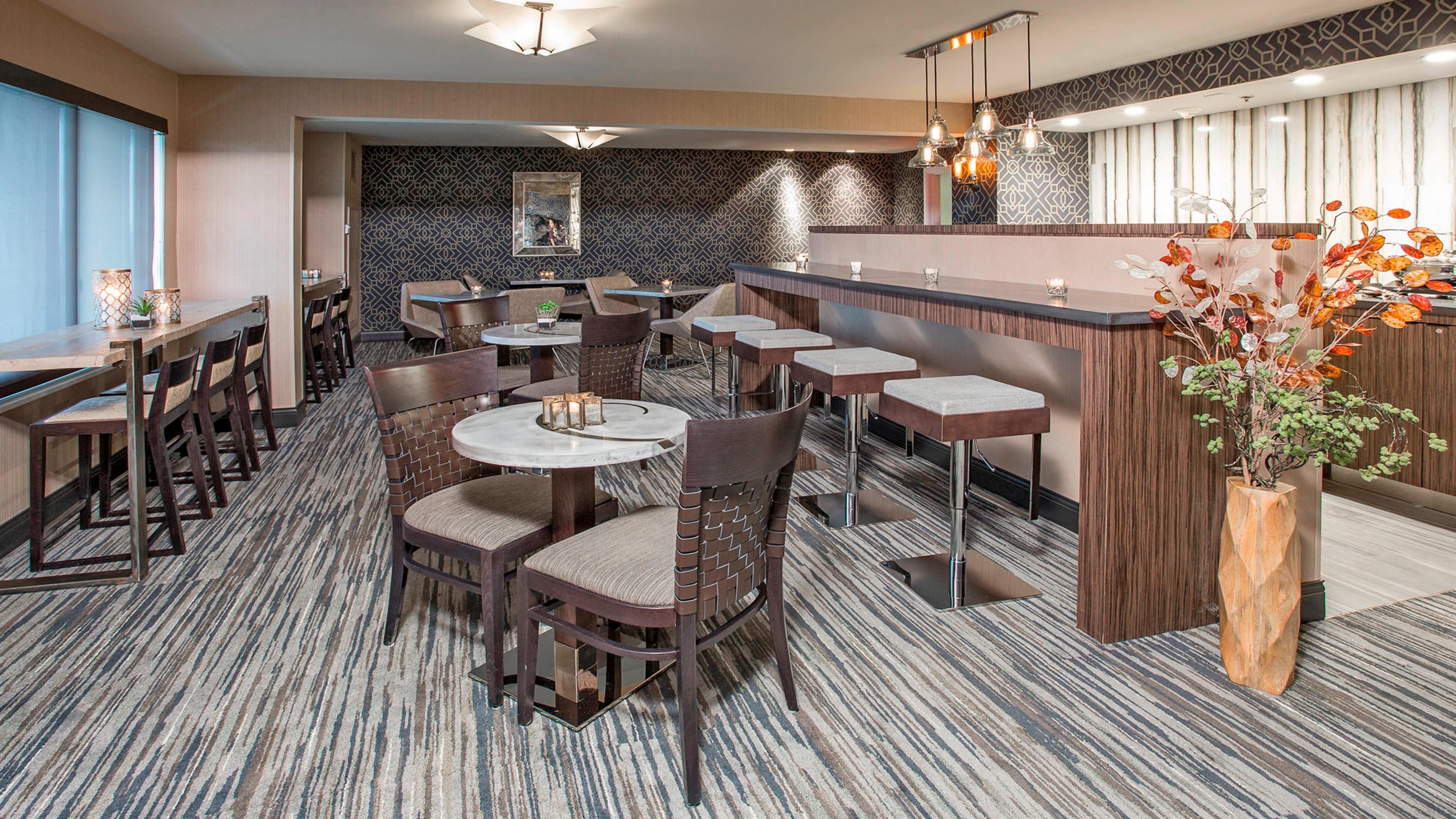 Rochester Airport Marriott — 9