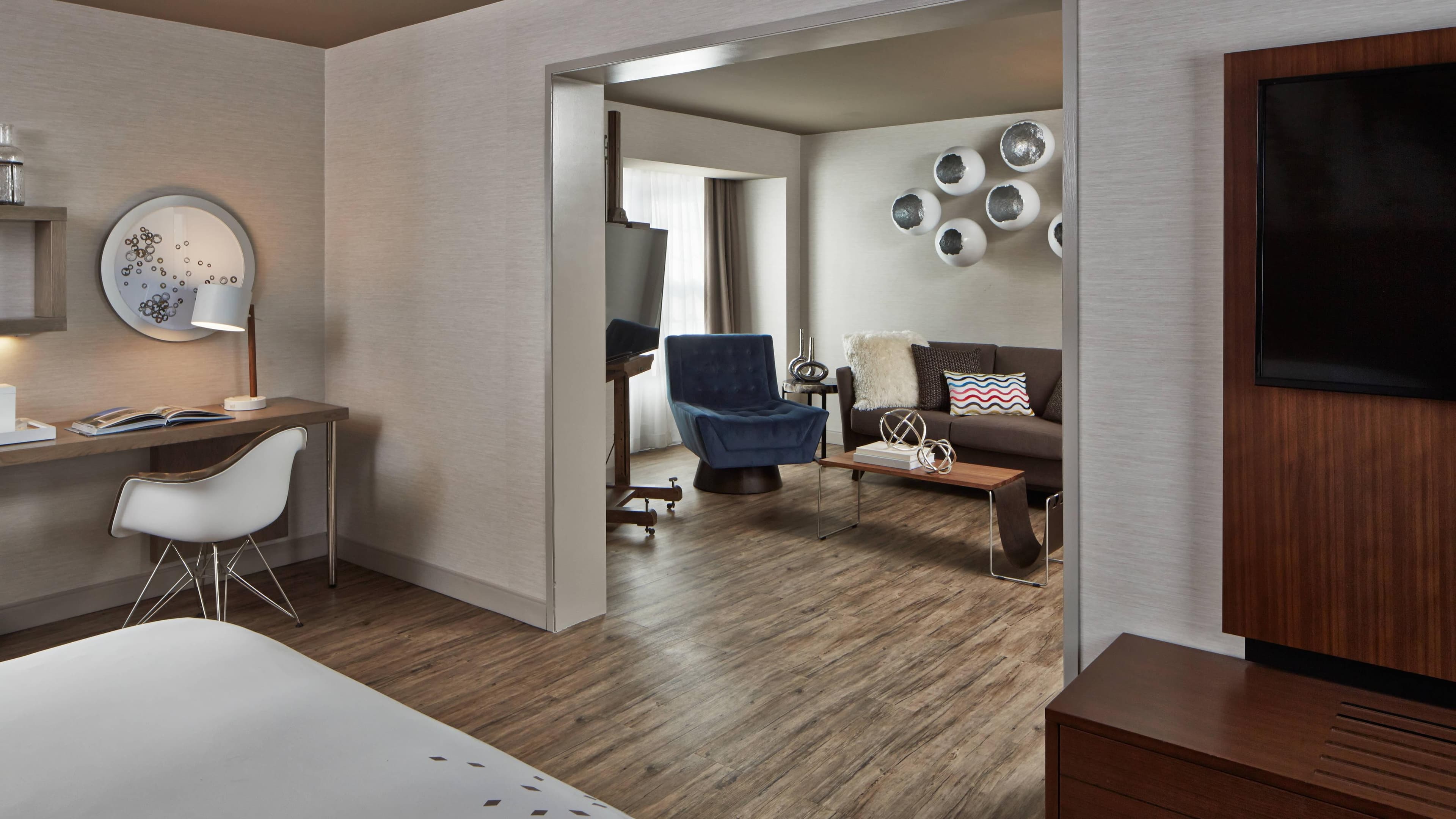 The Del Monte Lodge Renaissance Rochester Hotel & Spa — 17