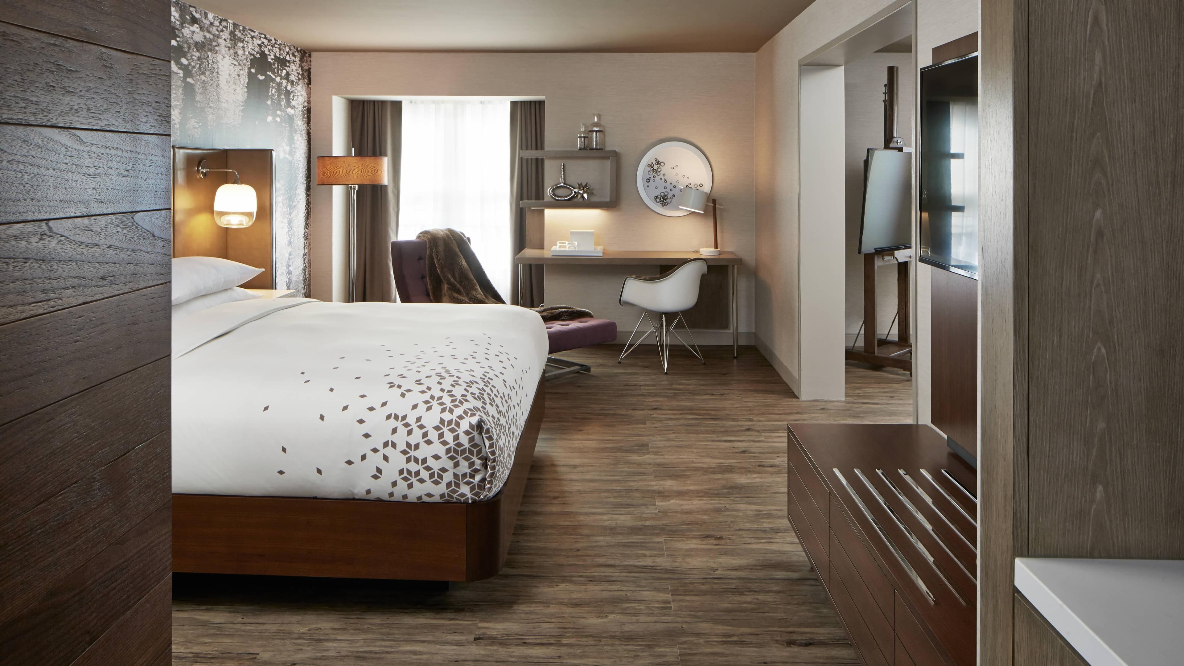 The Del Monte Lodge Renaissance Rochester Hotel & Spa — 18