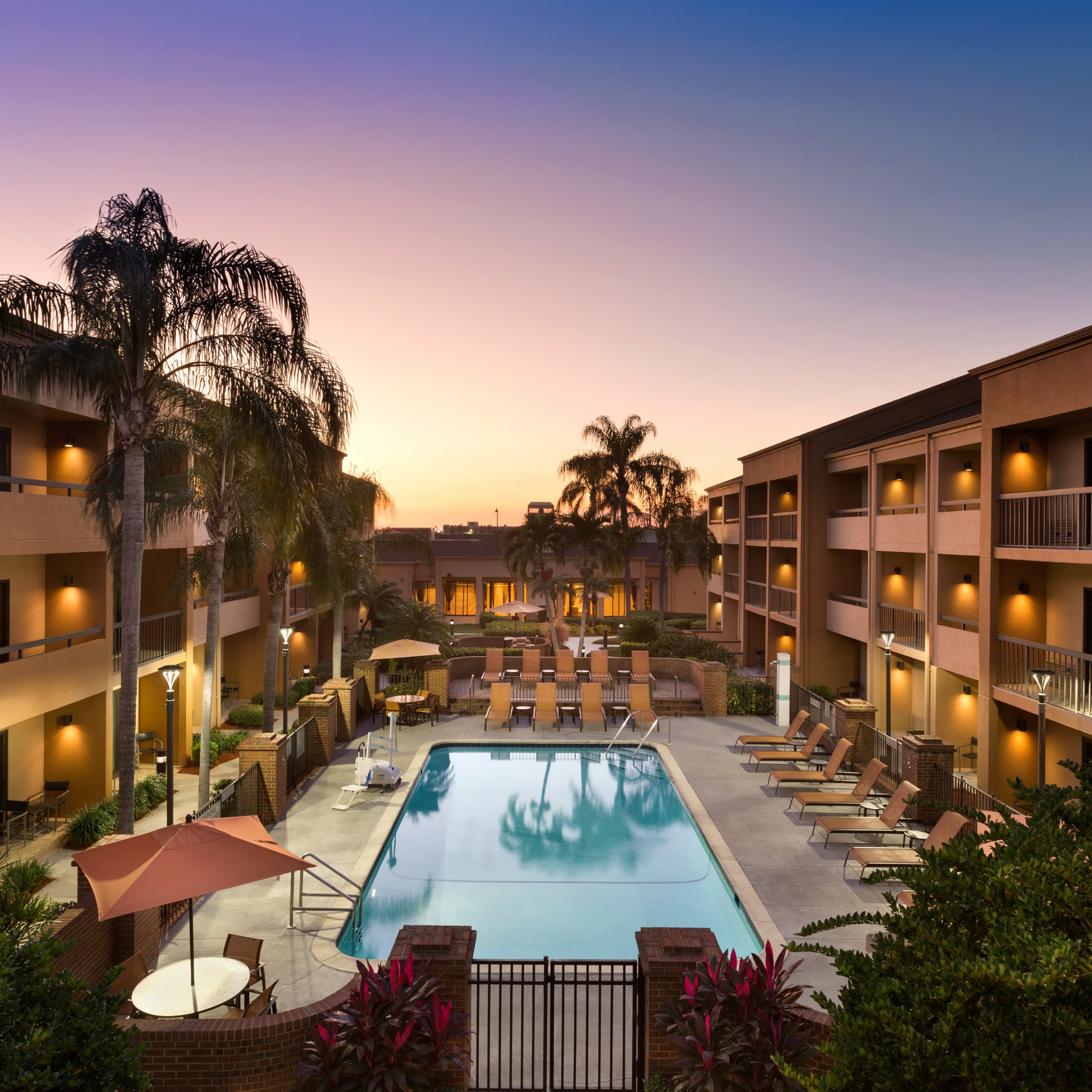 Courtyard Fort Myers Cape Coral - Image 1