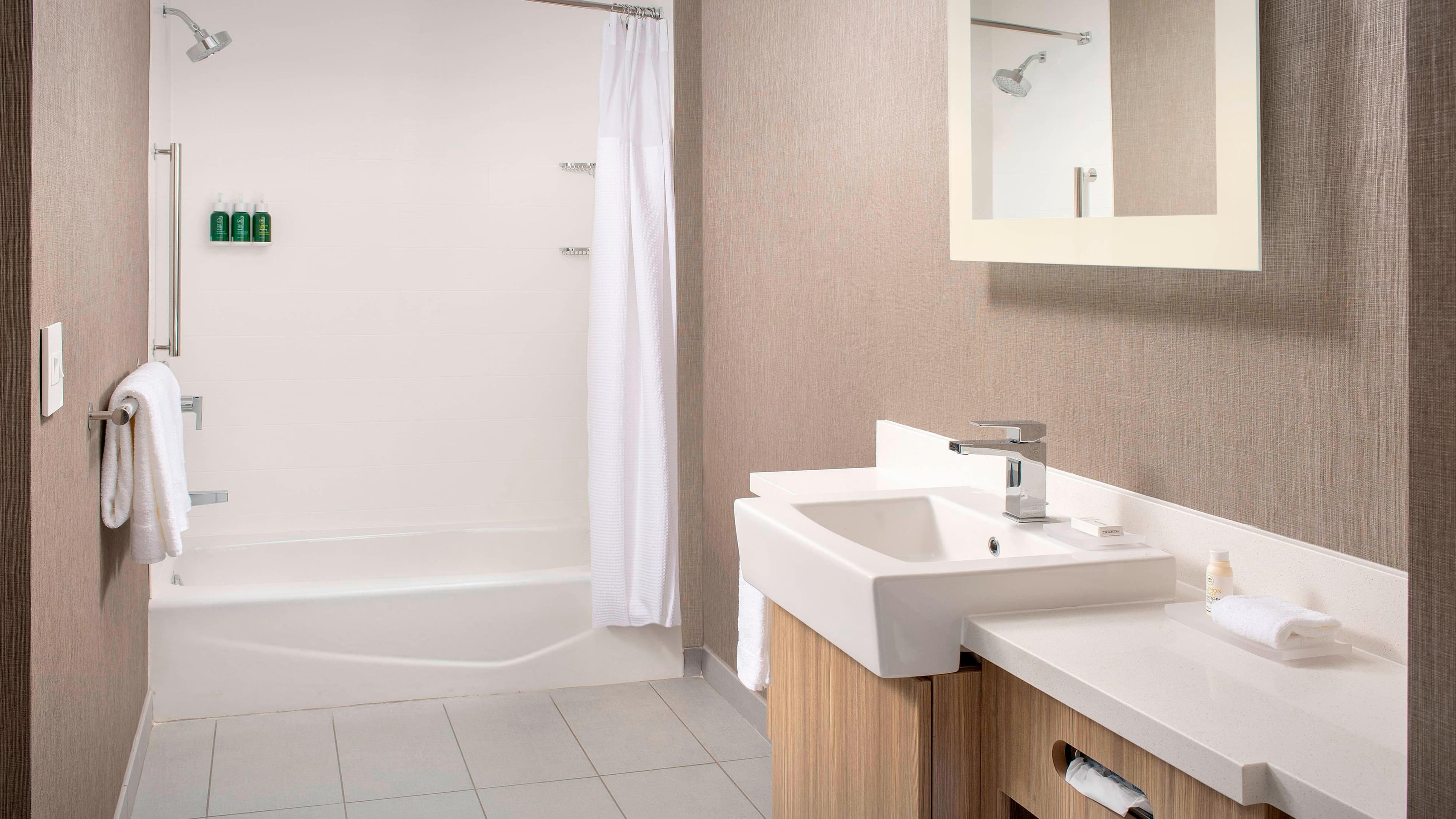 SpringHill Suites Punta Gorda Harborside - Image 5