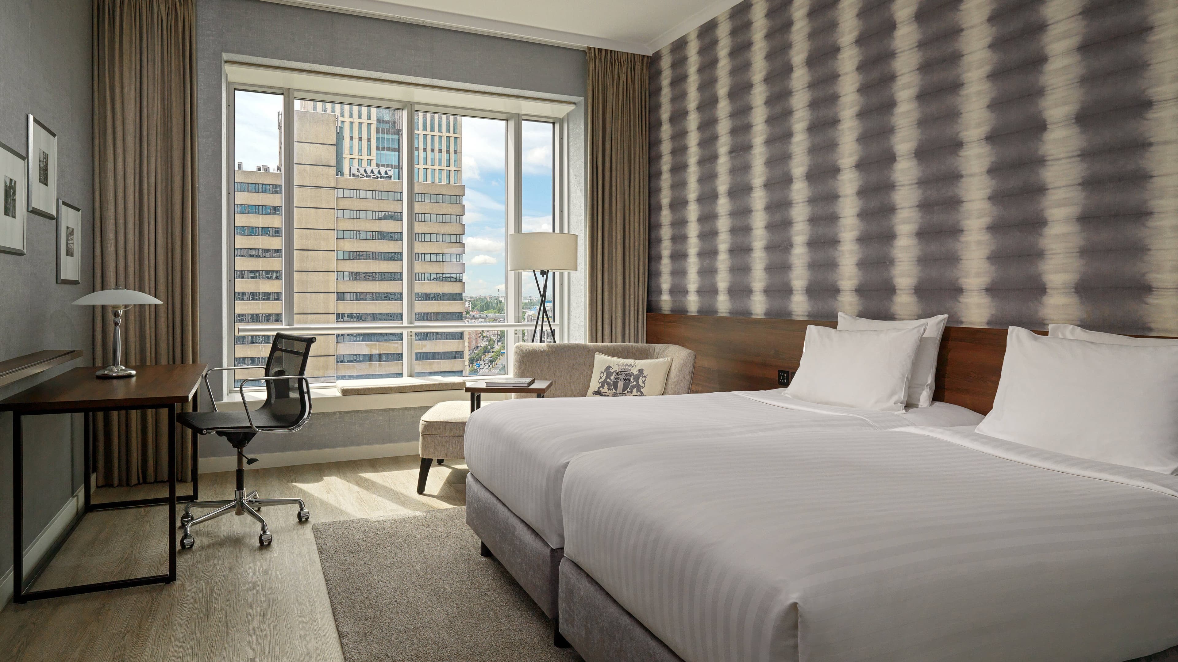 Superior Twin Room - Image 1