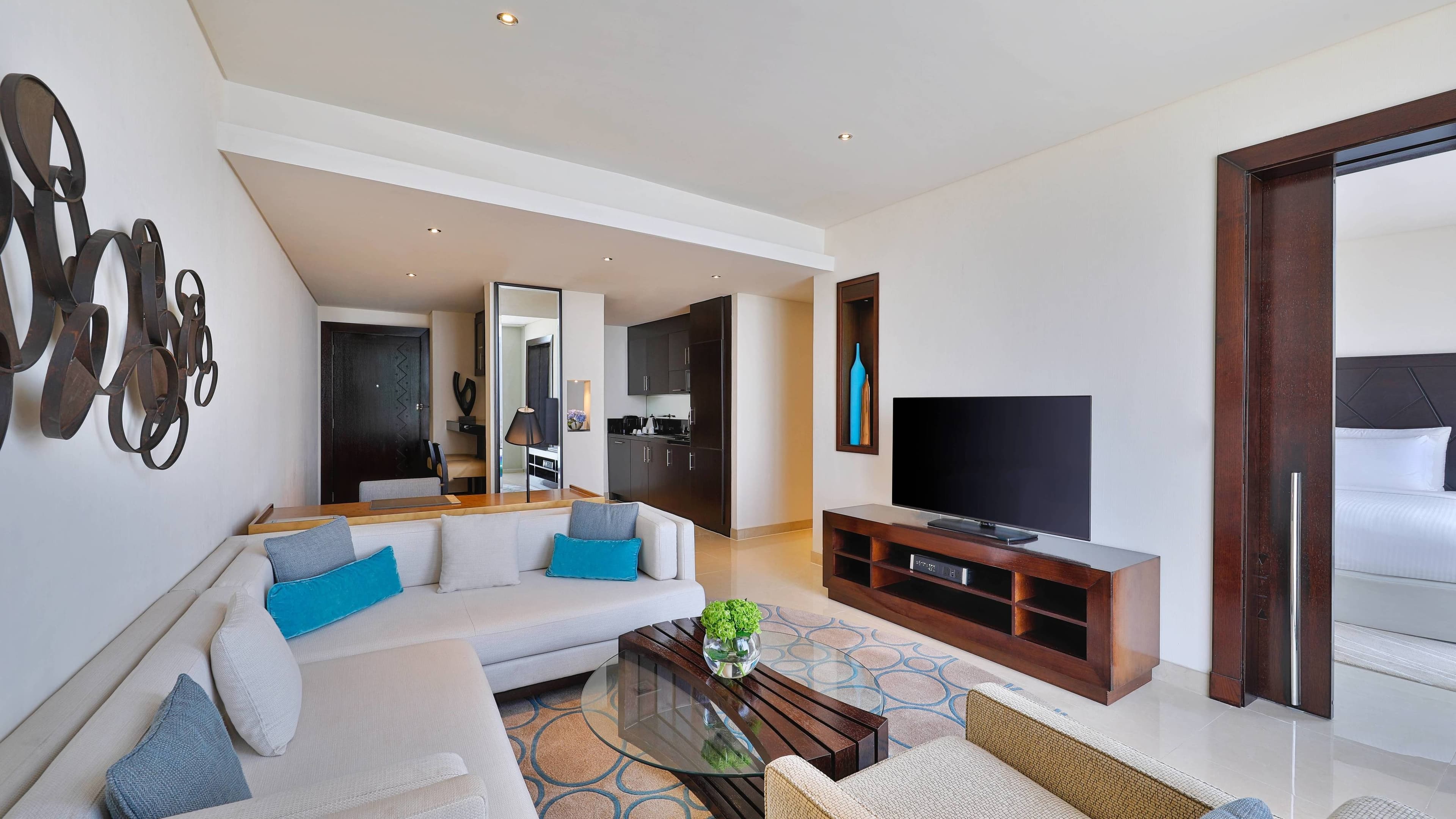 JW Marriott Hotel Riyadh - Image 2