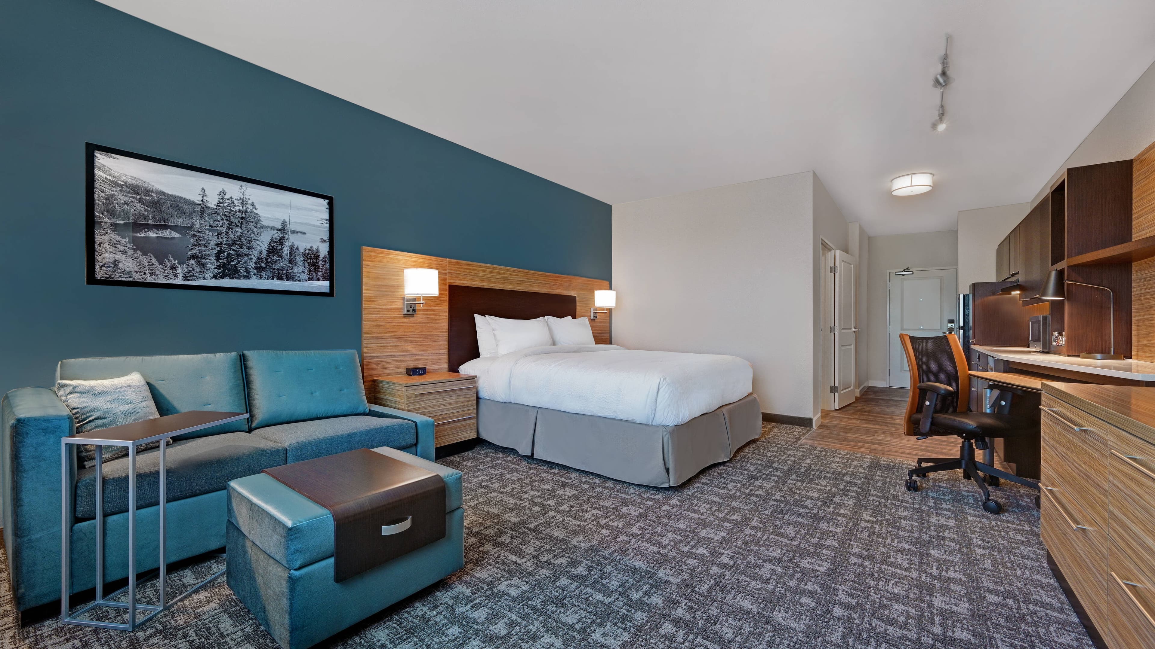 TownePlace Suites Sacramento Airport Natomas - Image 3