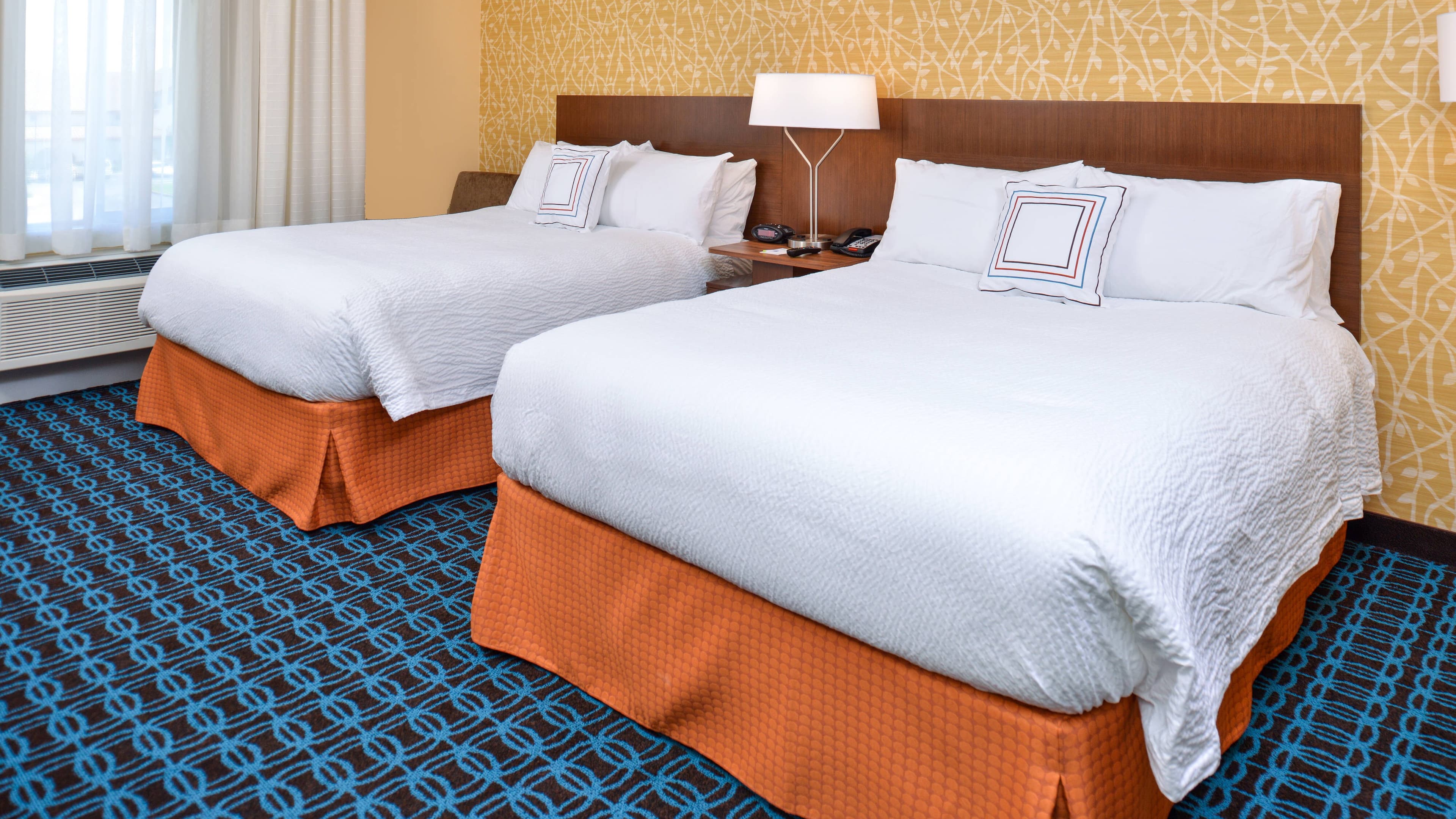Holiday Inn Express Woodland — 24