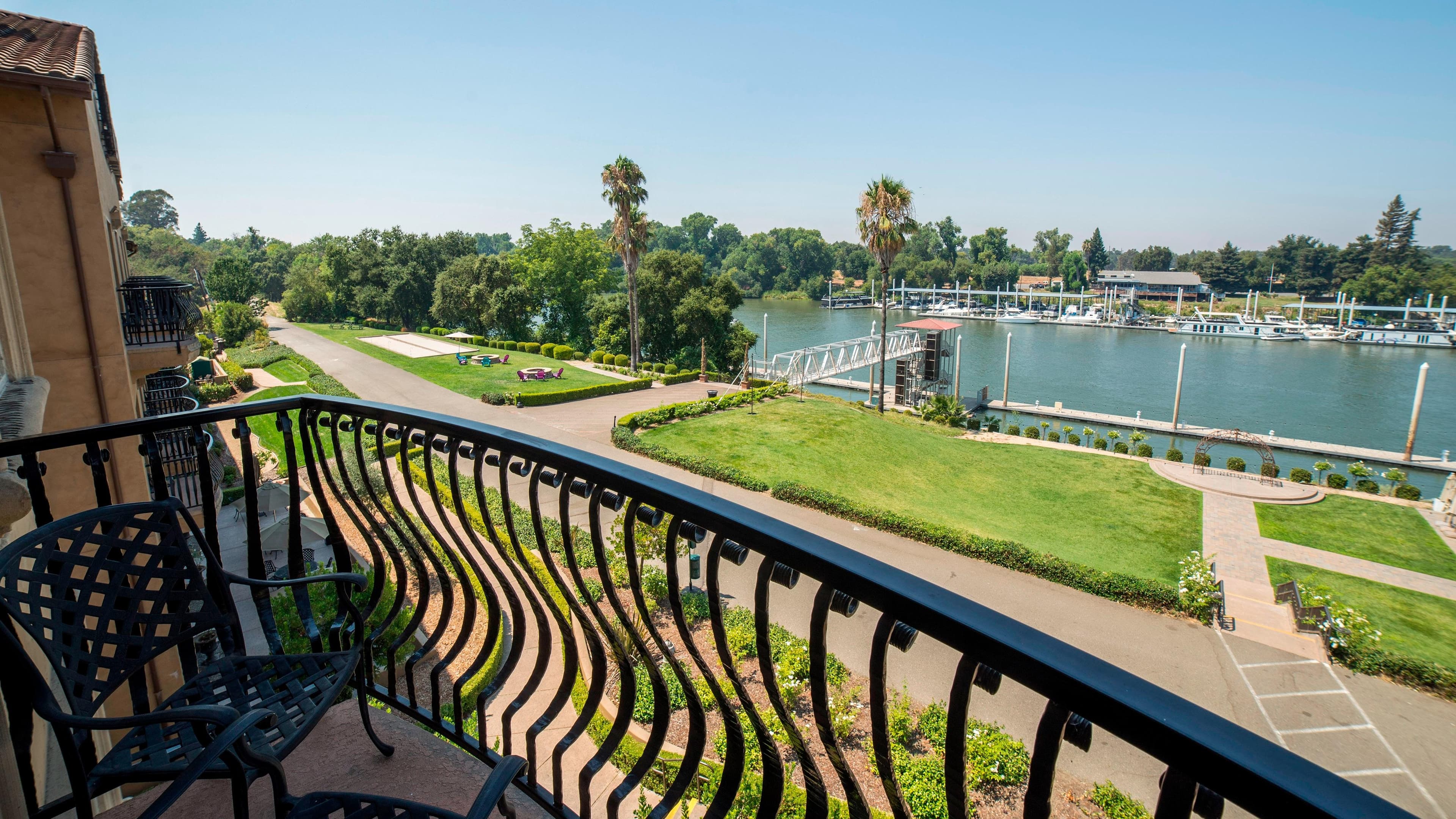 The Westin Sacramento Riverfront Hotel & Spa — 10