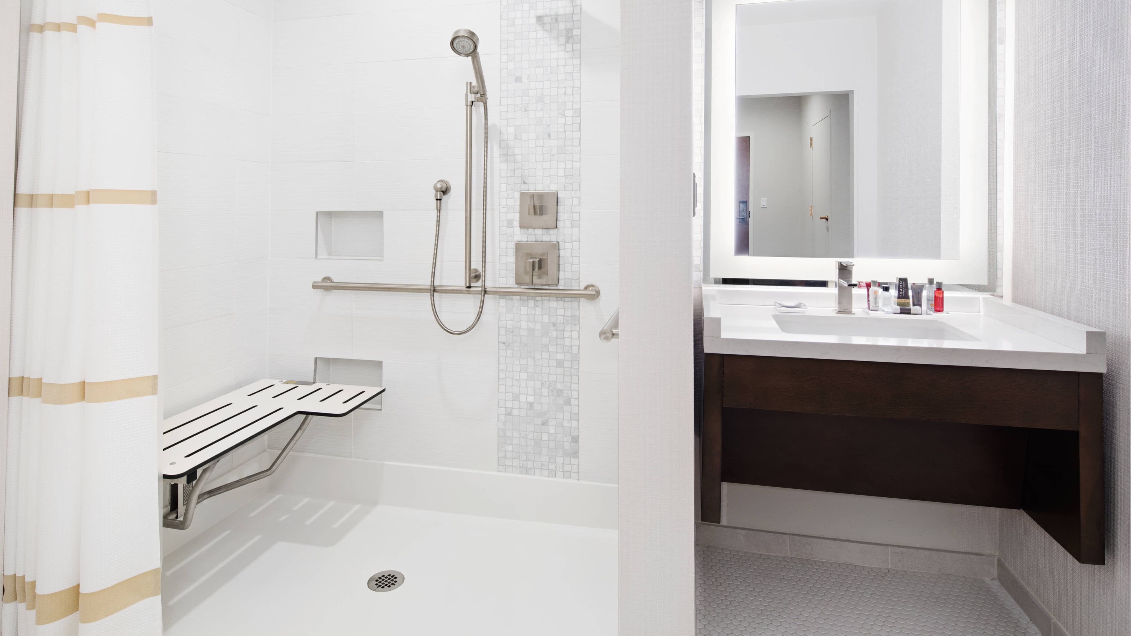 Hotel Indigo San Diego Del Mar — 9