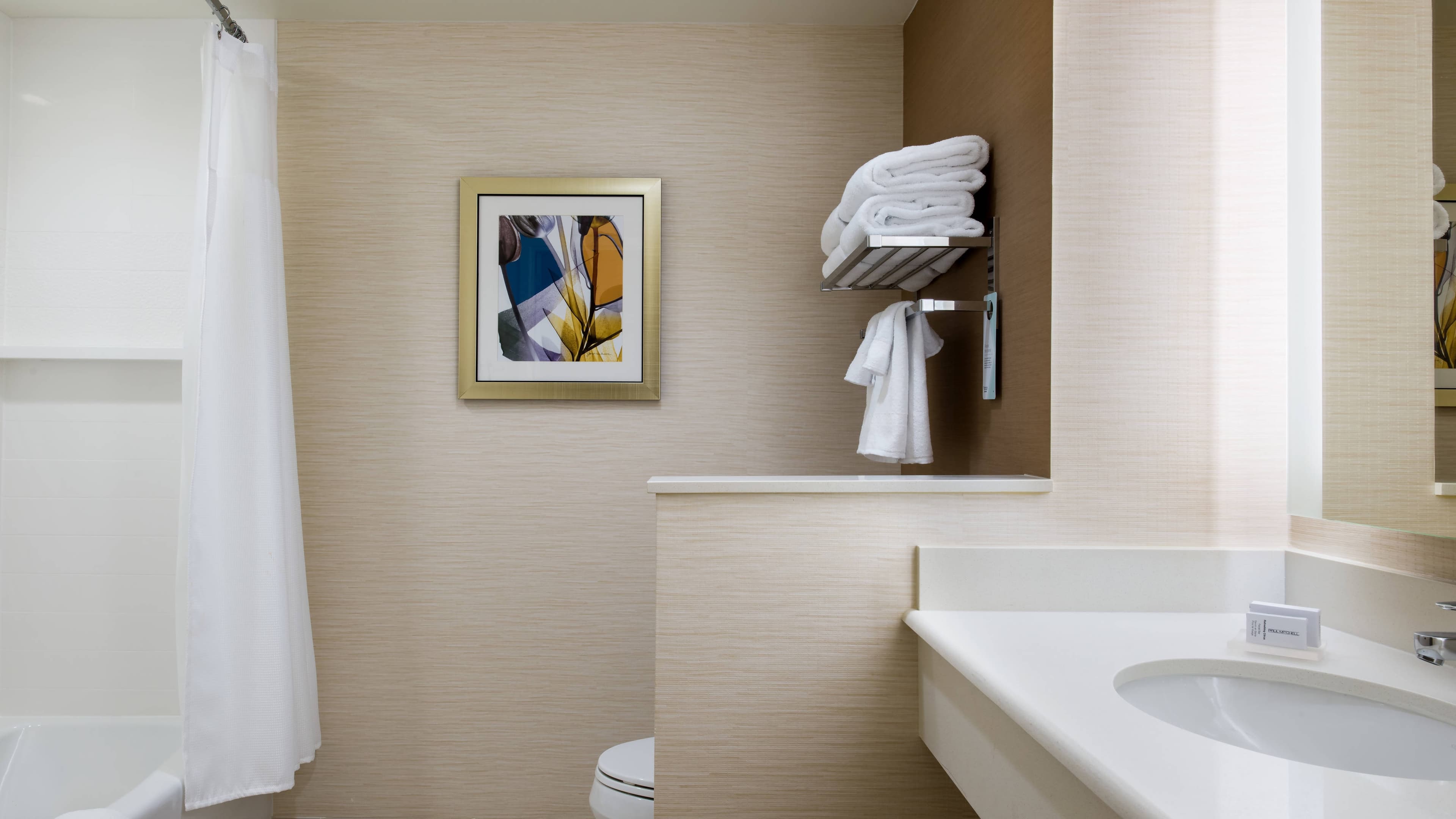 Holiday Inn Express San Diego South - Chula Vista — 13