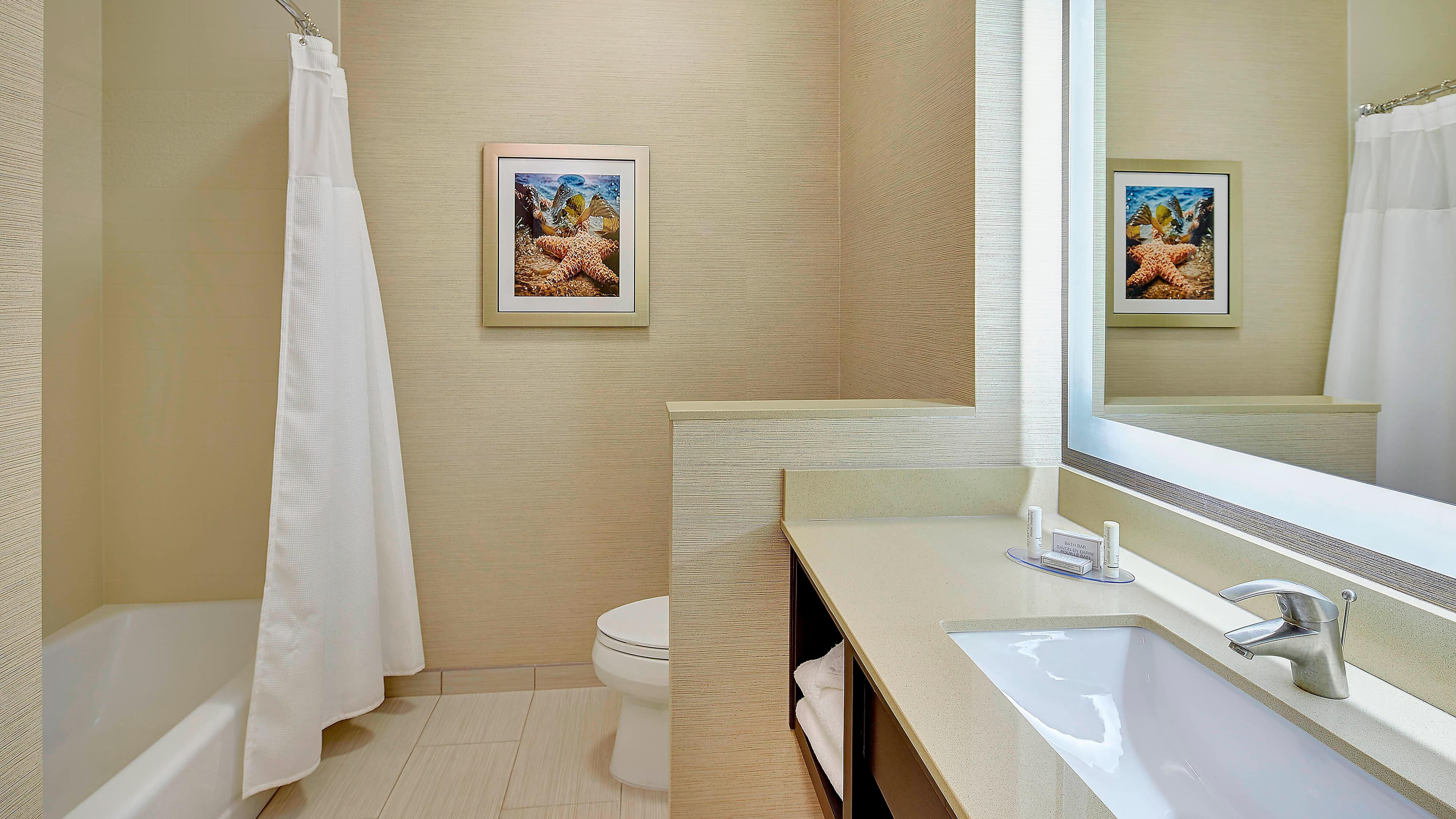 Fairfield Inn & Suites San Diego Carlsbad — 10
