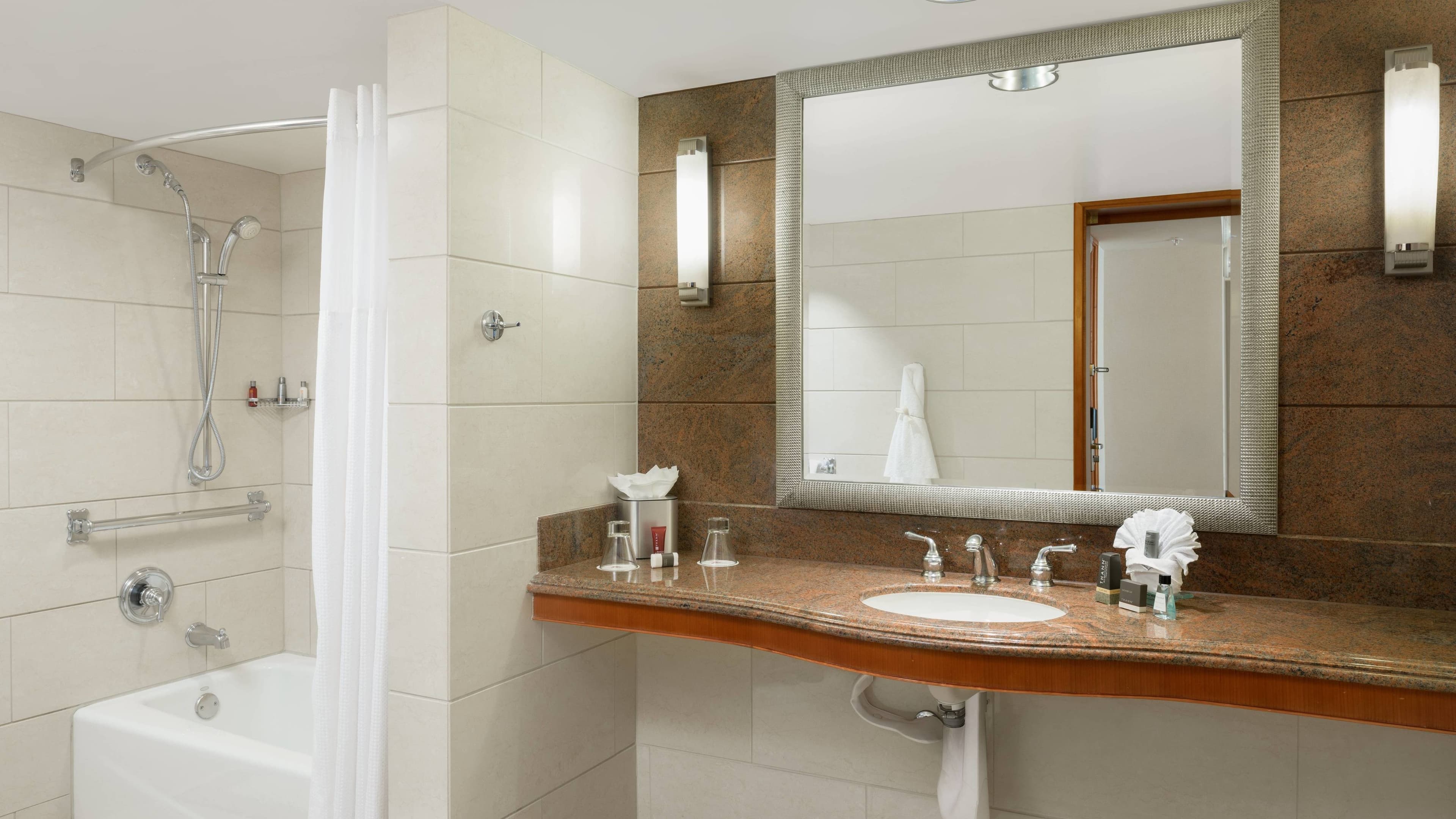 San Diego Marriott Gaslamp Quarter — 6