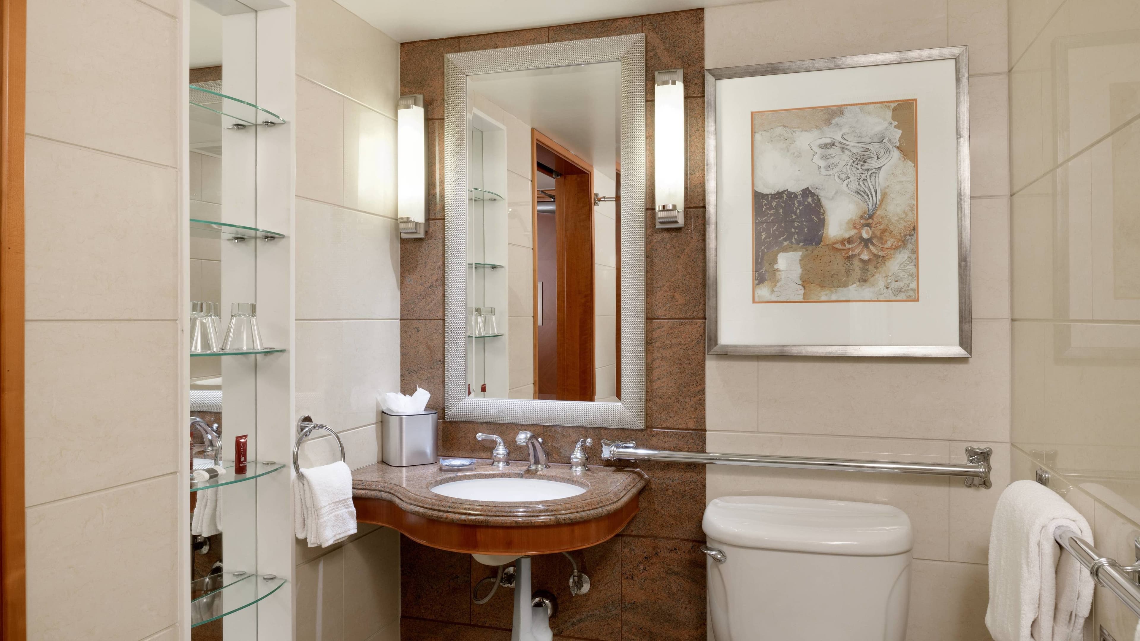 San Diego Marriott Gaslamp Quarter - Image 5