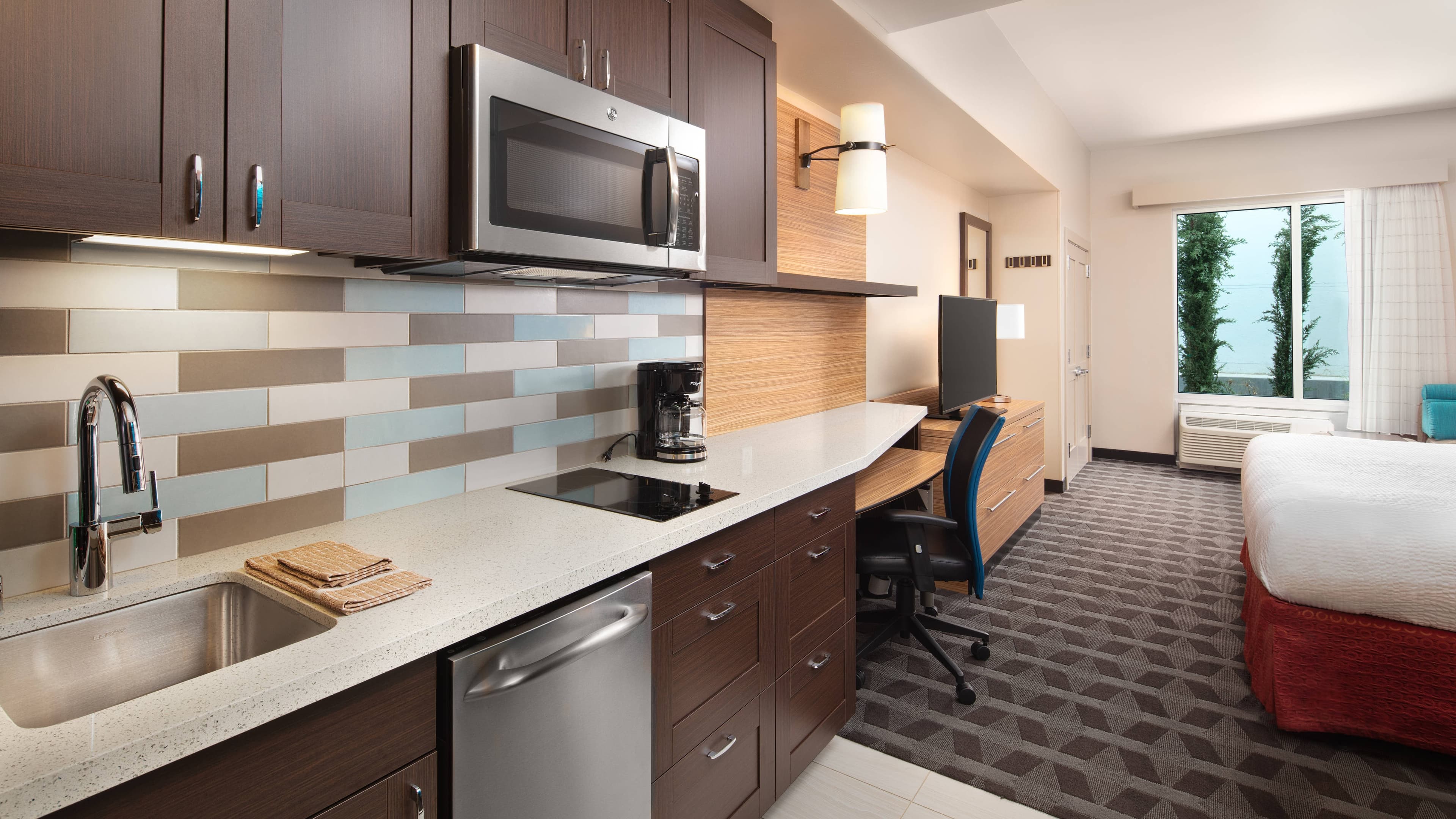 TownePlace Suites San Diego Downtown - Image 4