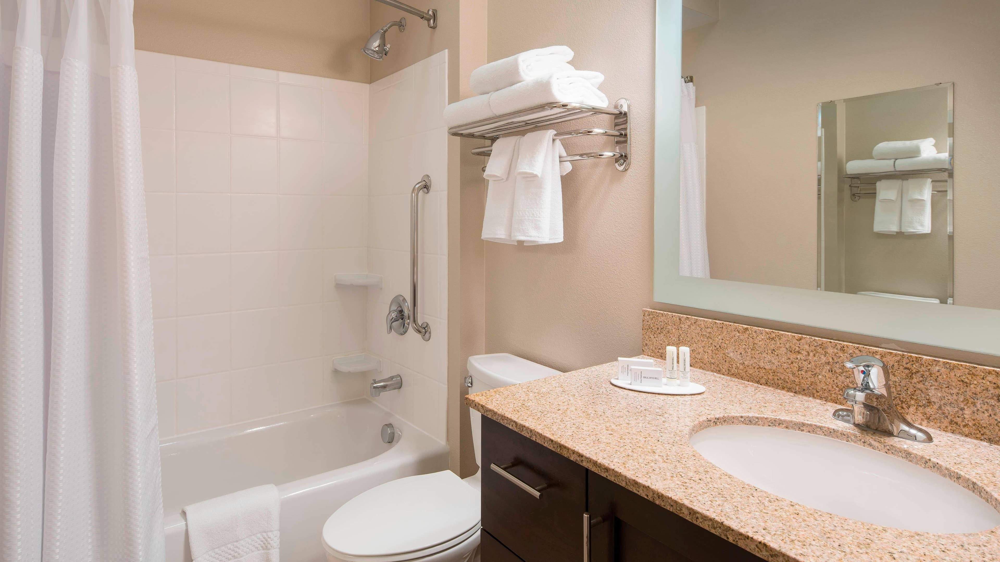 TownePlace Suites San Diego Carlsbad/Vista - Image 4