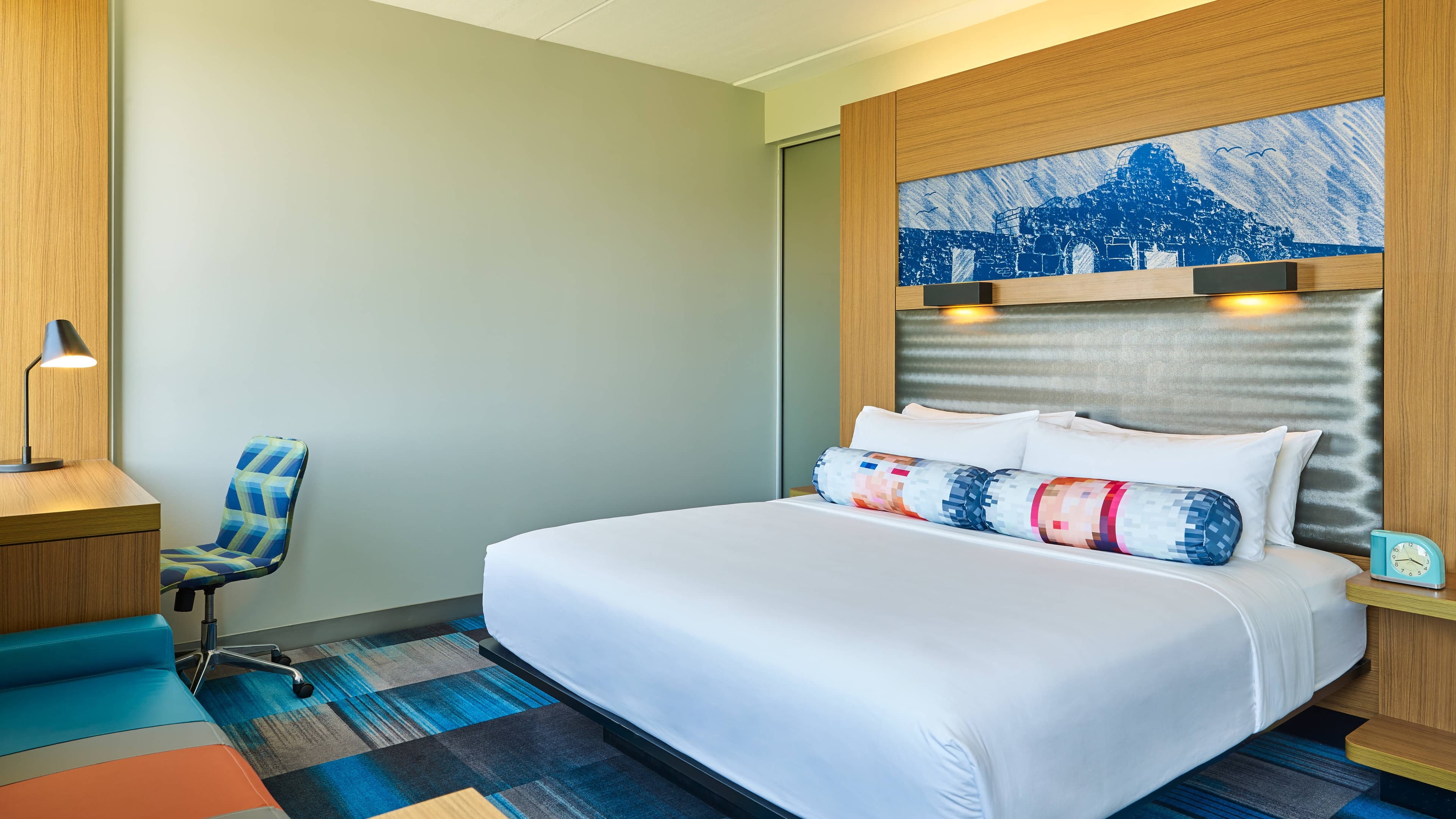 Aloft San Antonio Airport - Image 2