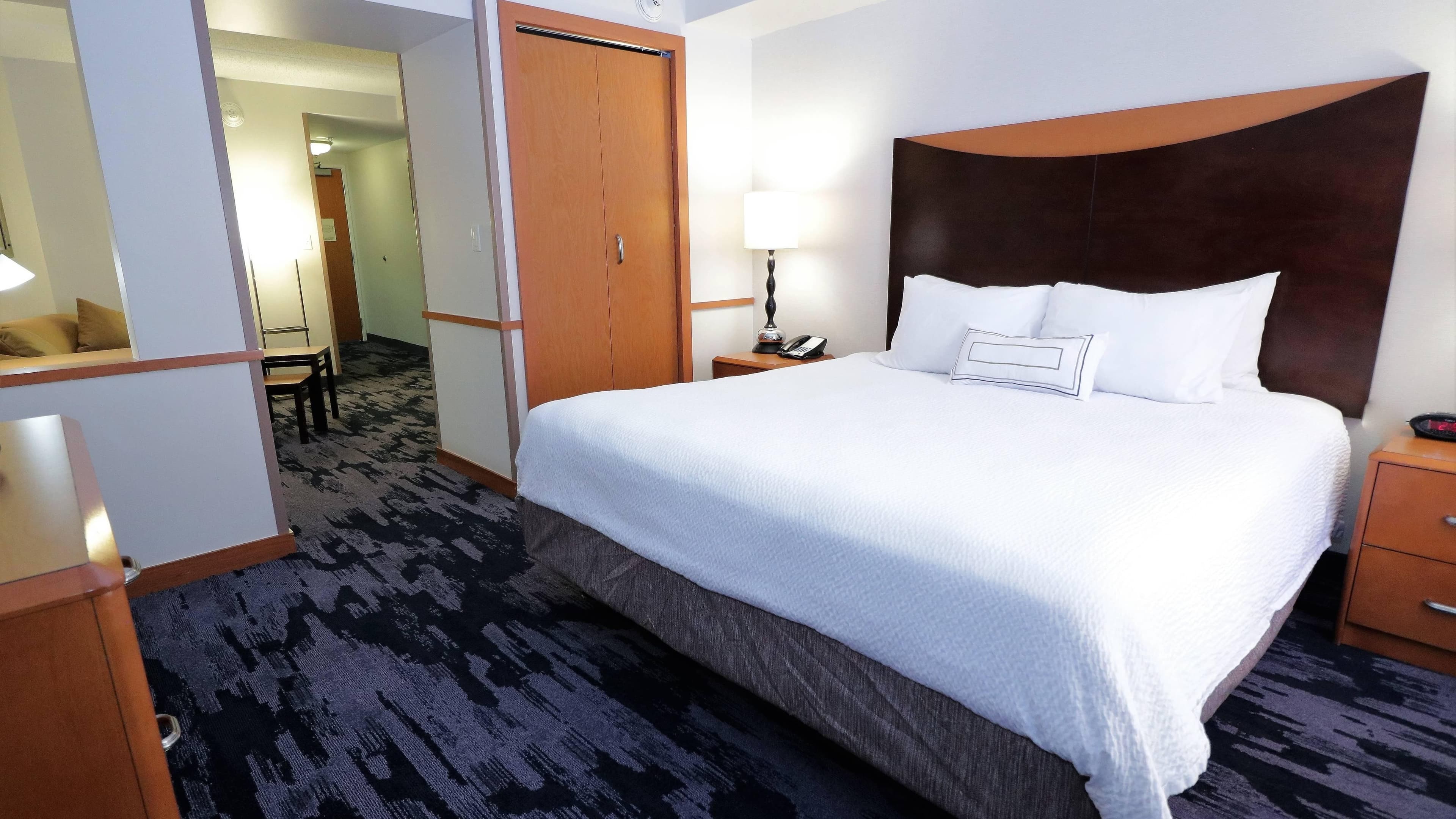Fairfield Inn & Suites San Antonio Alamo Plaza/Convention Center - Image 3