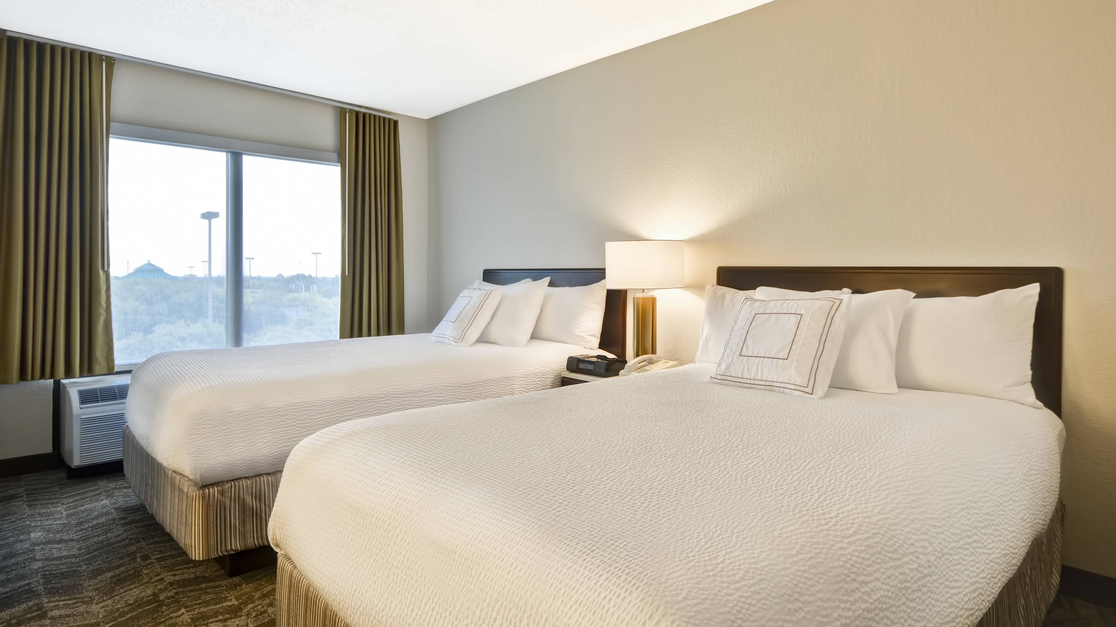 Suite - Image 2