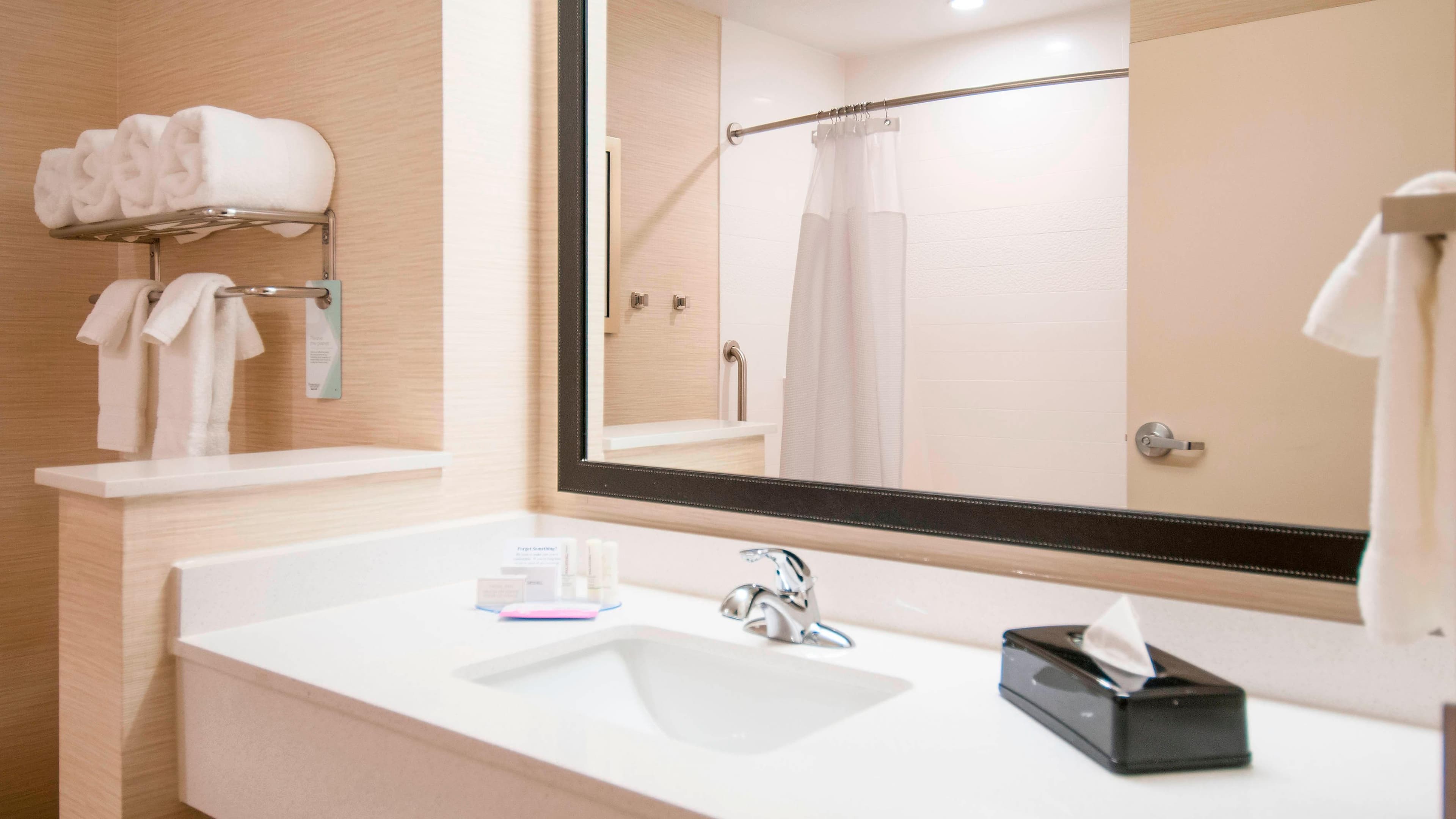 Holiday Inn Express & Suites San Antonio - Brooks City Base — 19