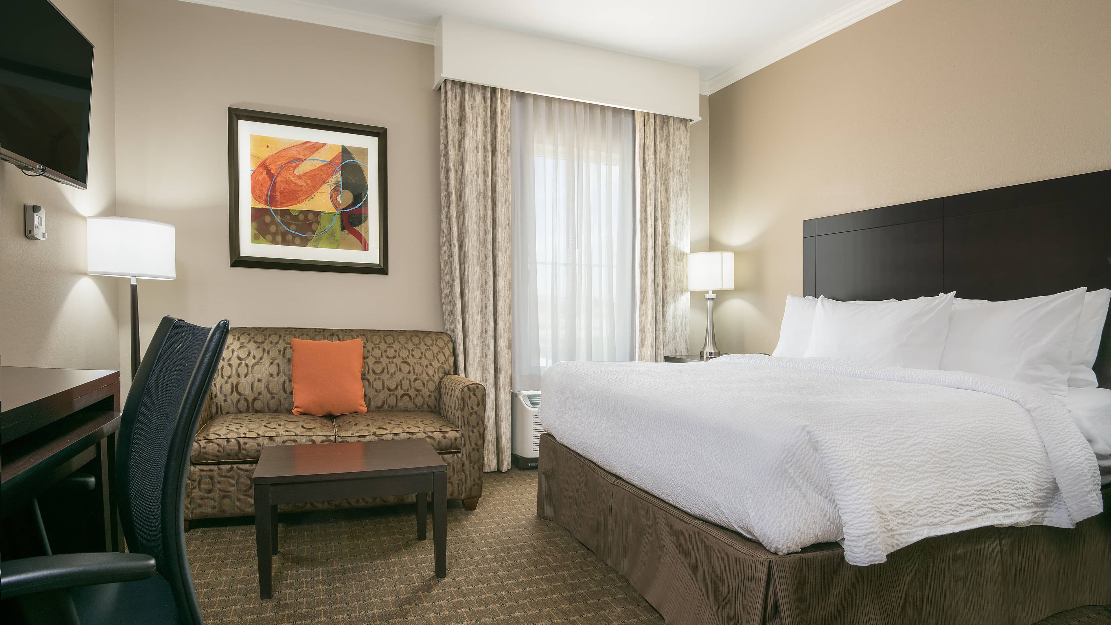 TownePlace Suites Seguin - Image 2
