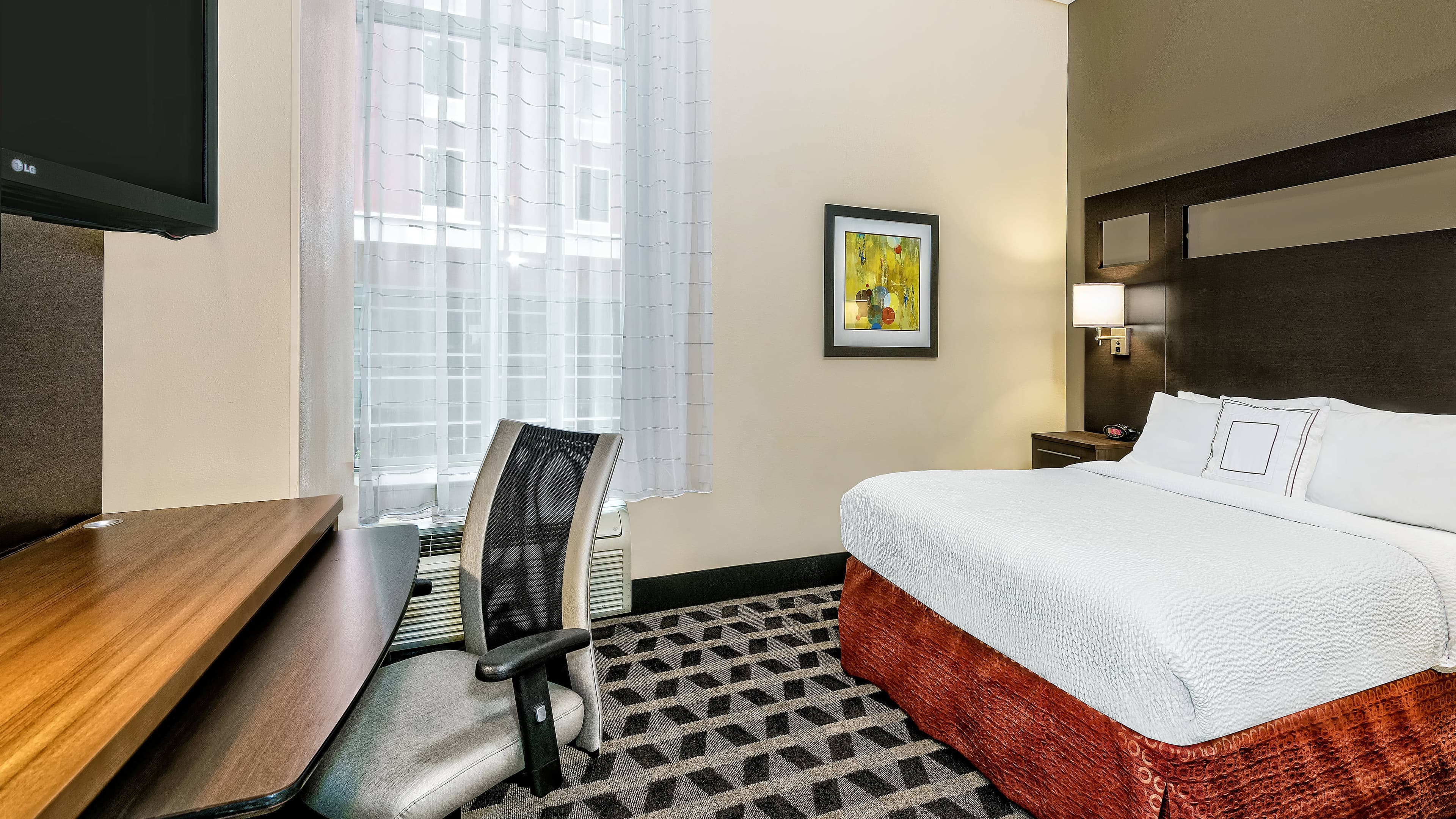 Crowne Plaza San Antonio Airport — 23