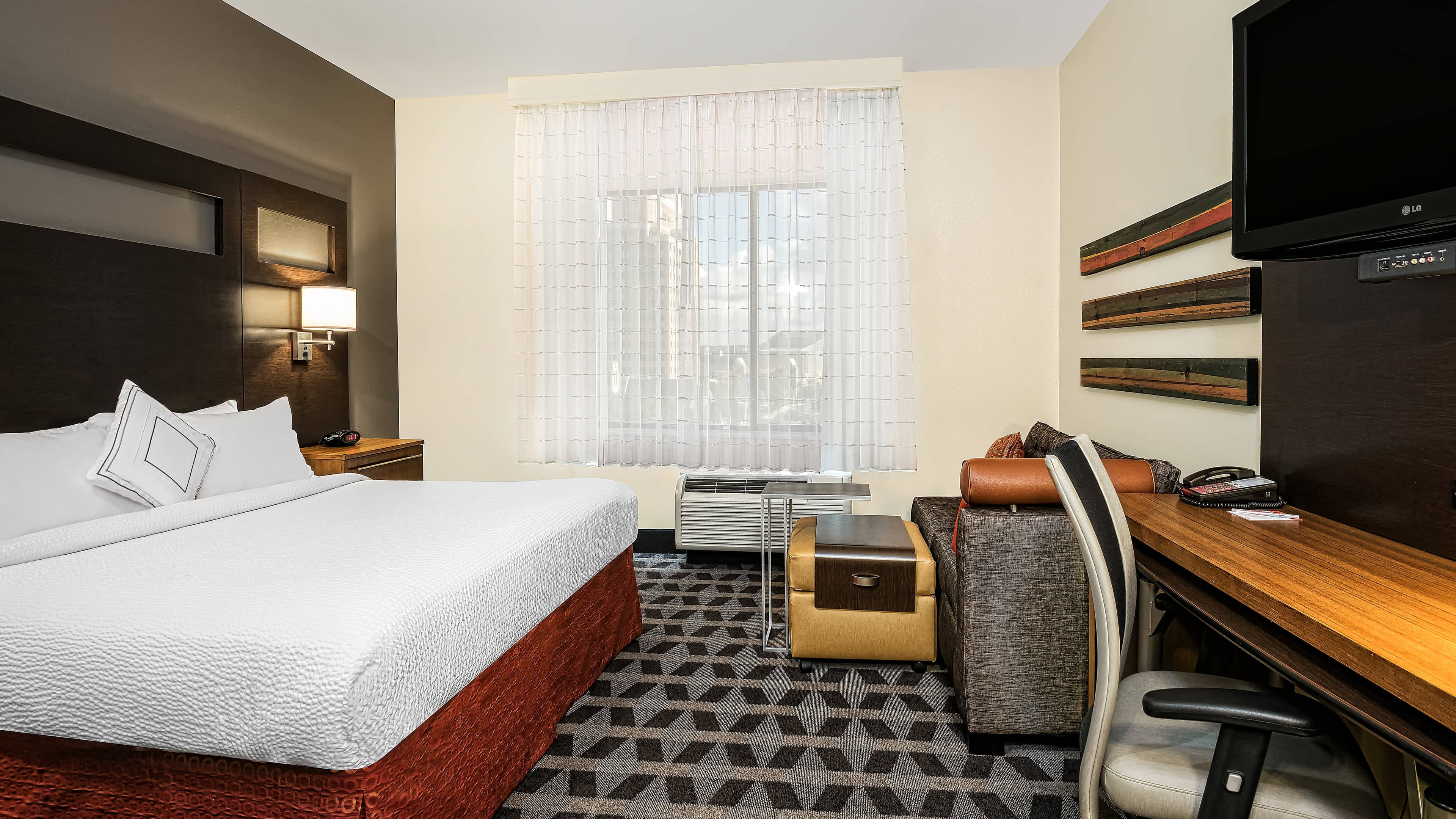 Crowne Plaza San Antonio Airport — 15
