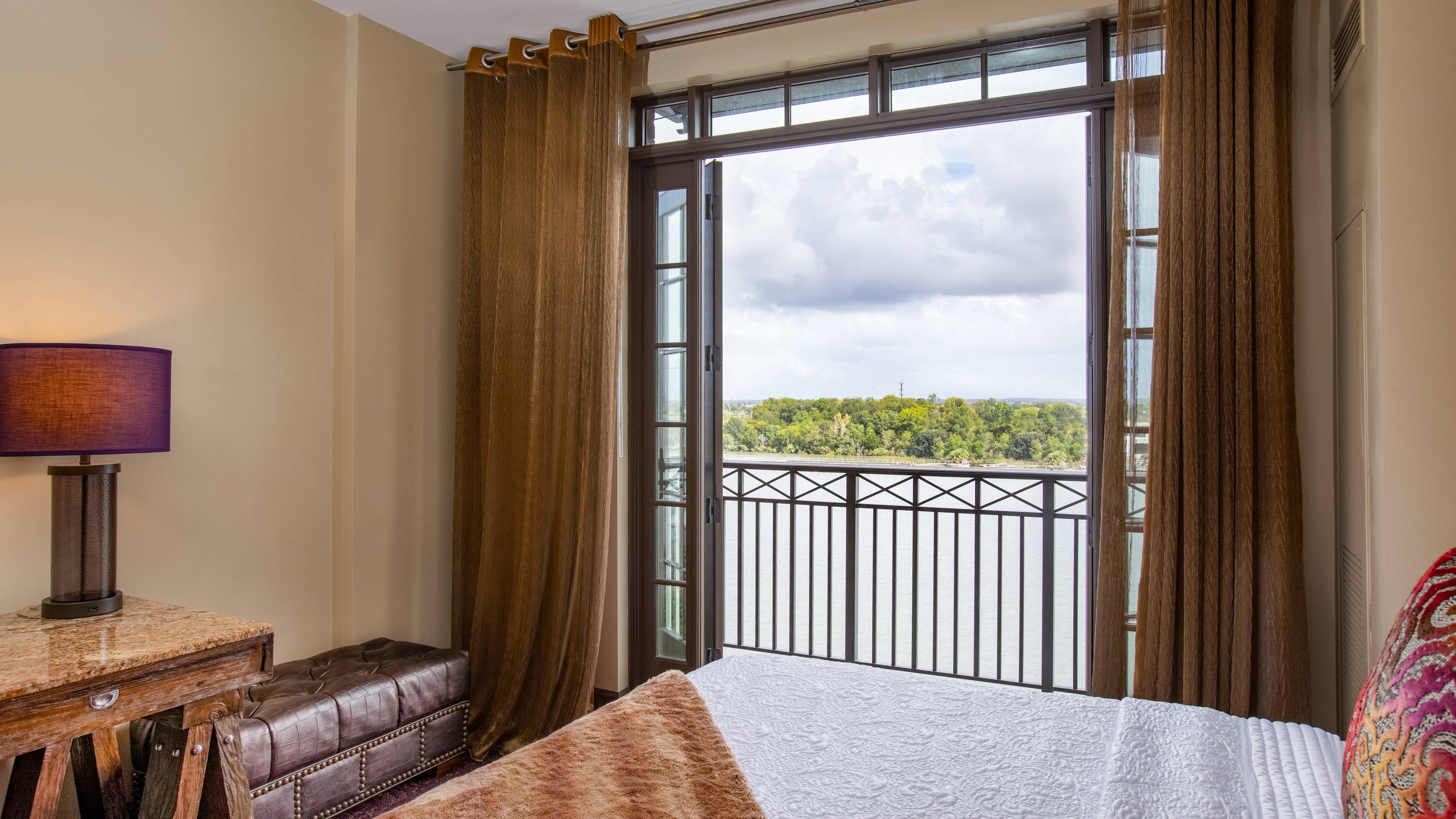The Bohemian Hotel Savannah Riverfront, Autograph Collection — 8