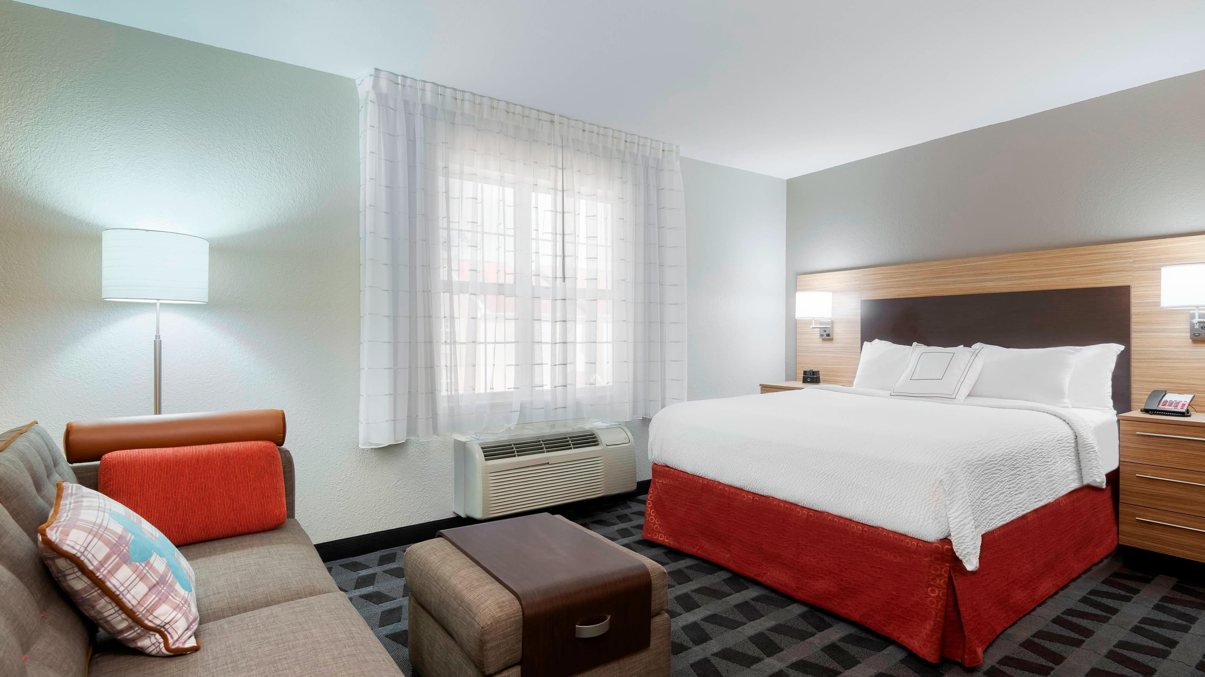 TownePlace Suites Savannah Midtown - Image 3