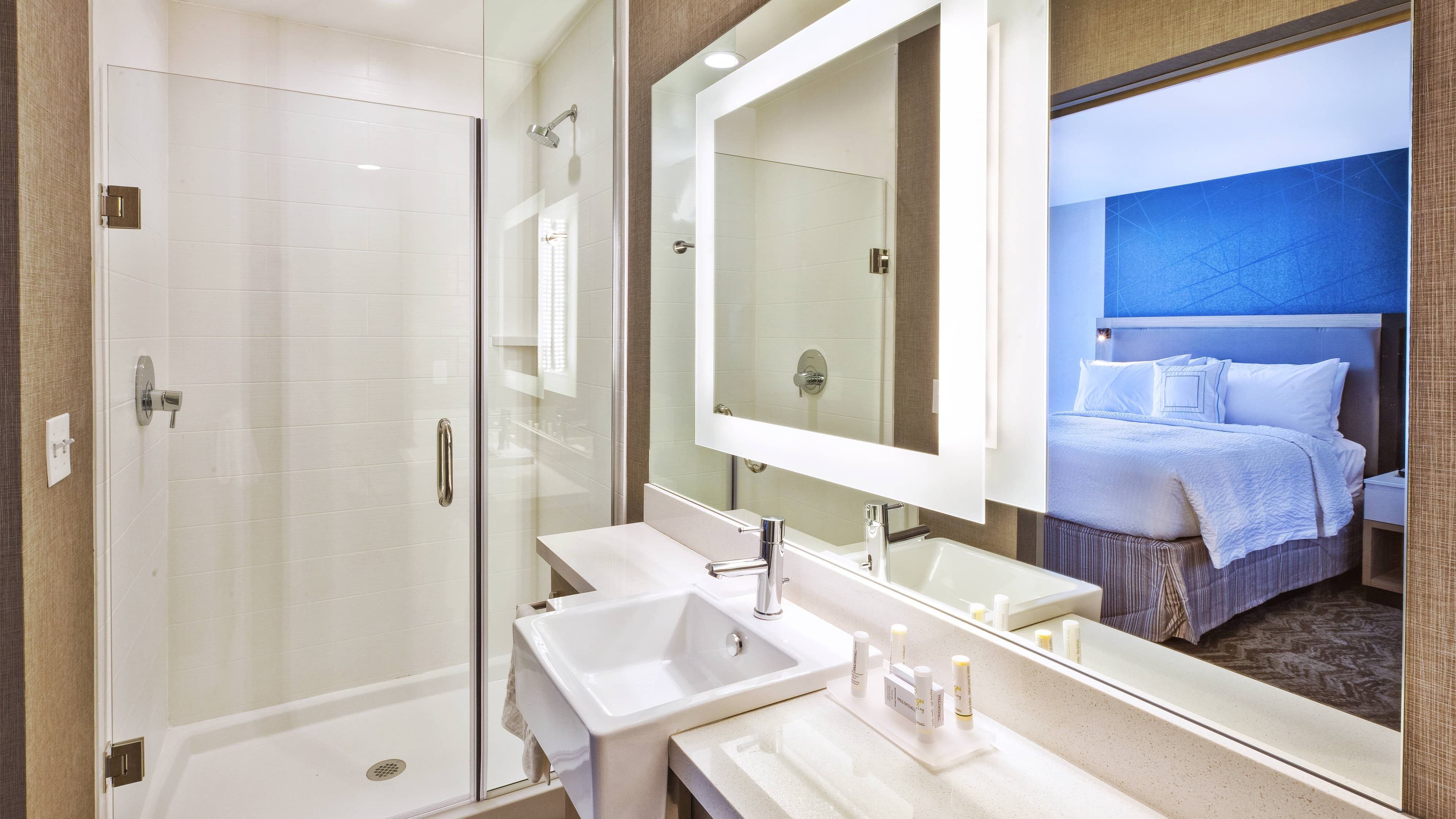 SpringHill Suites St. Joseph Benton Harbor - Image 5