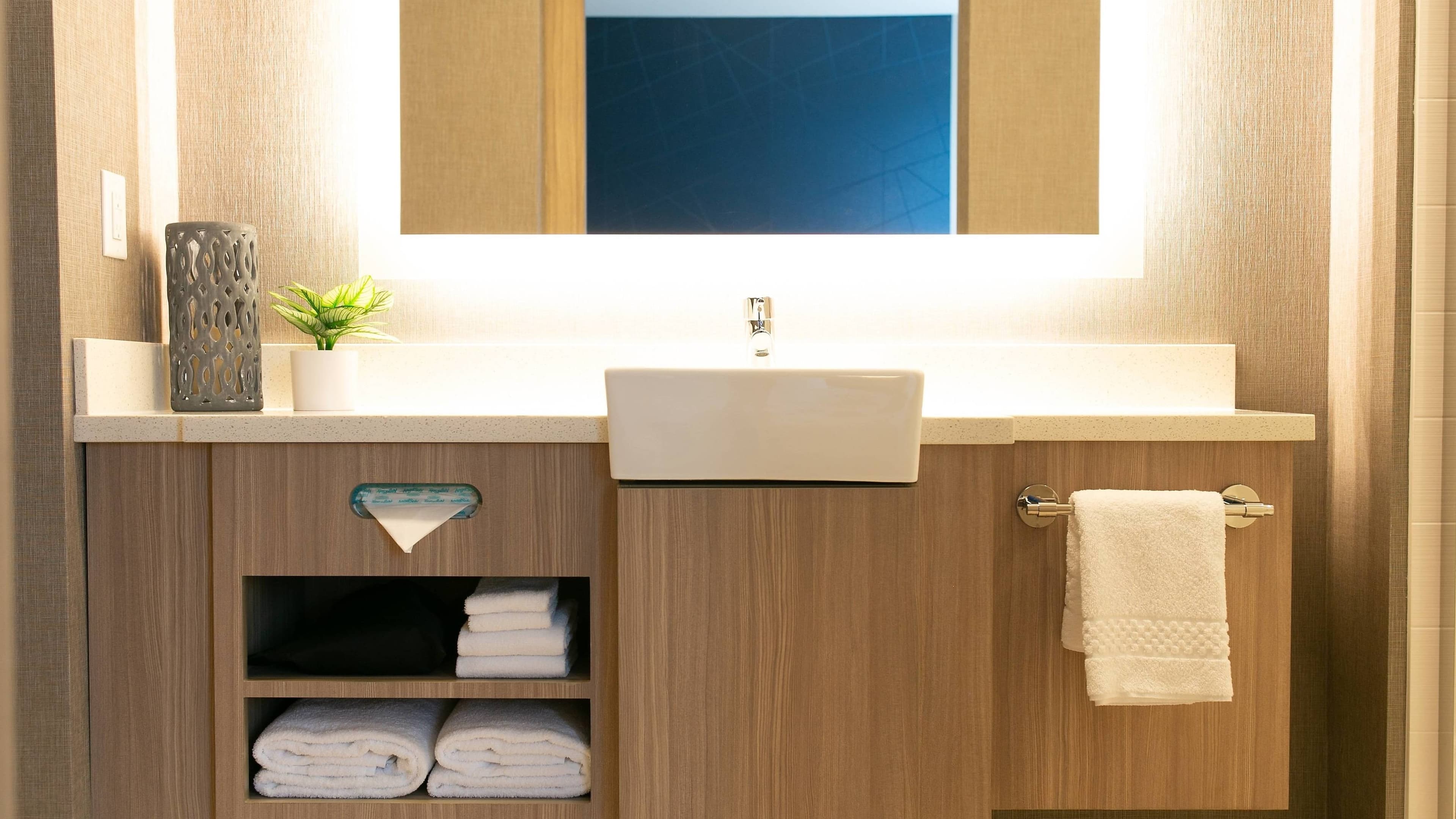 Suite - Image 3