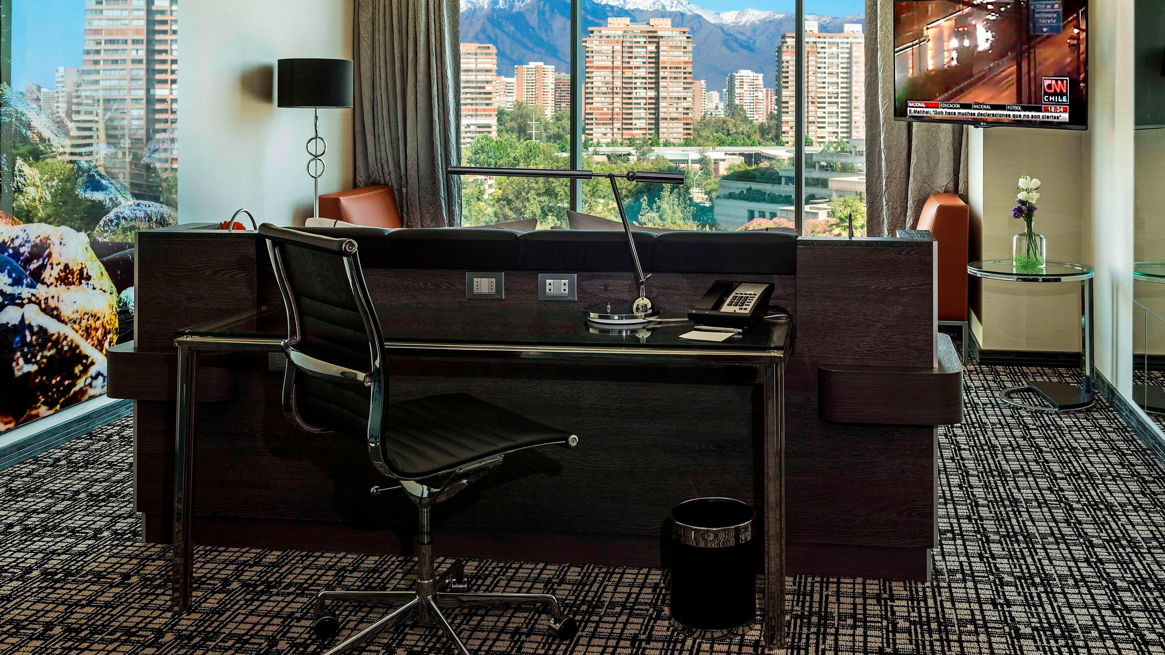 Renaissance Santiago Hotel — 8